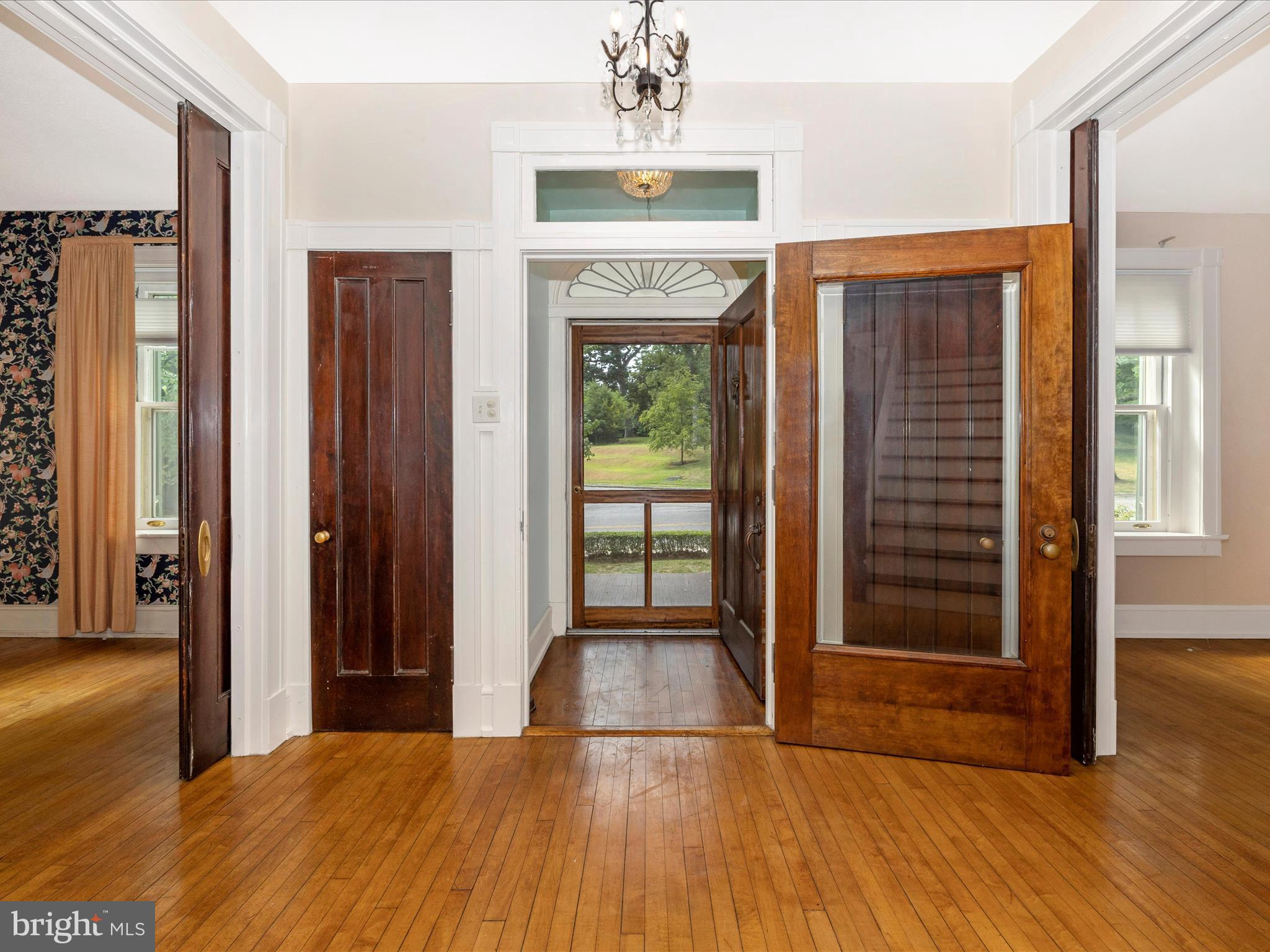 OAK HILL - Residential