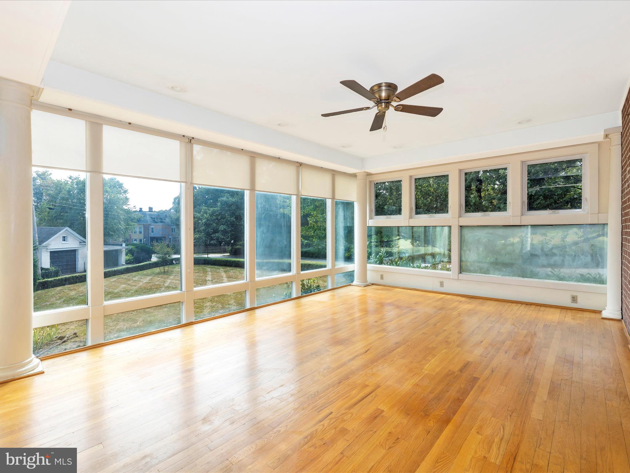 OAK HILL - Residential