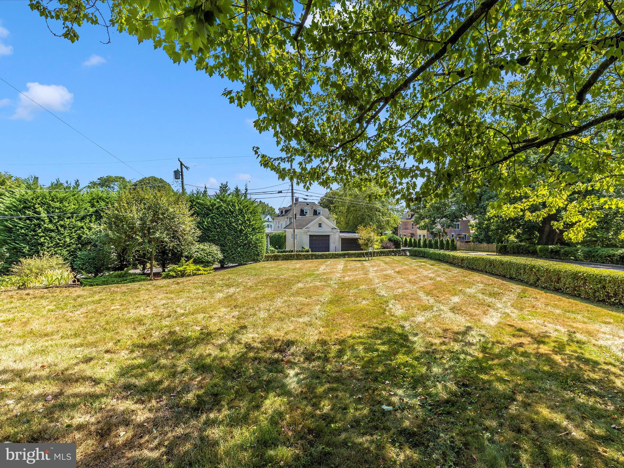 OAK HILL - Residential