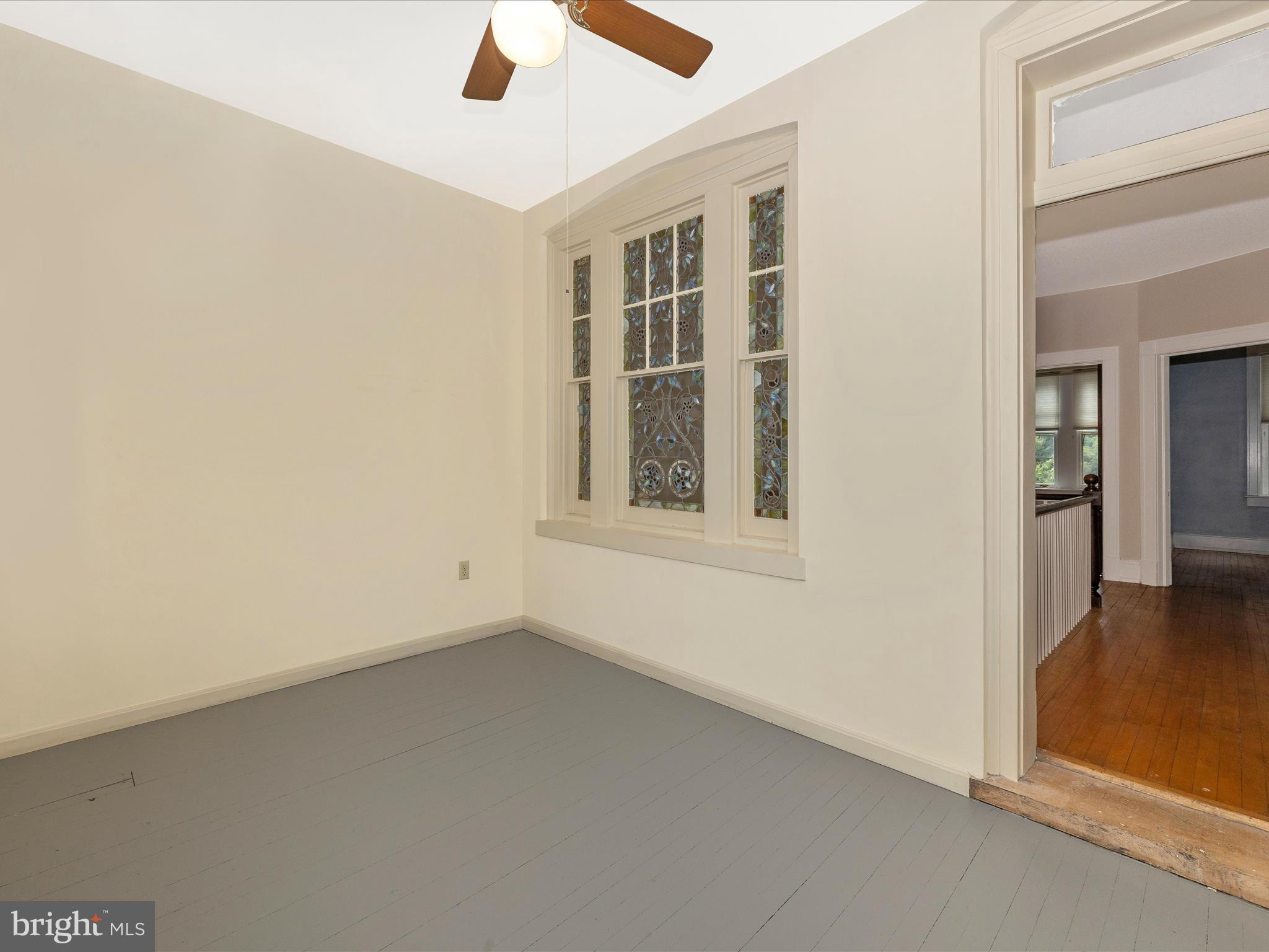 OAK HILL - Residential