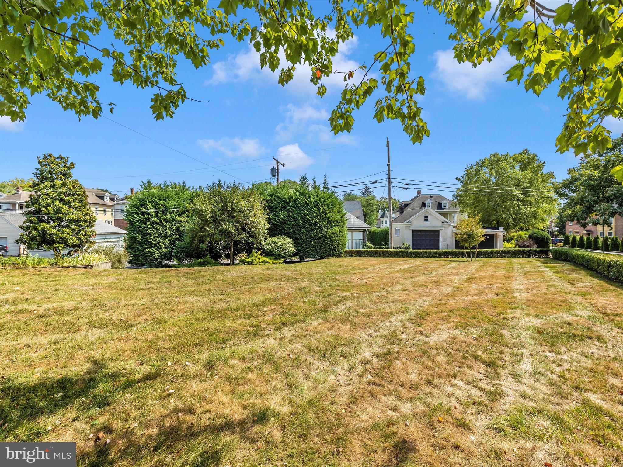 OAK HILL - Residential