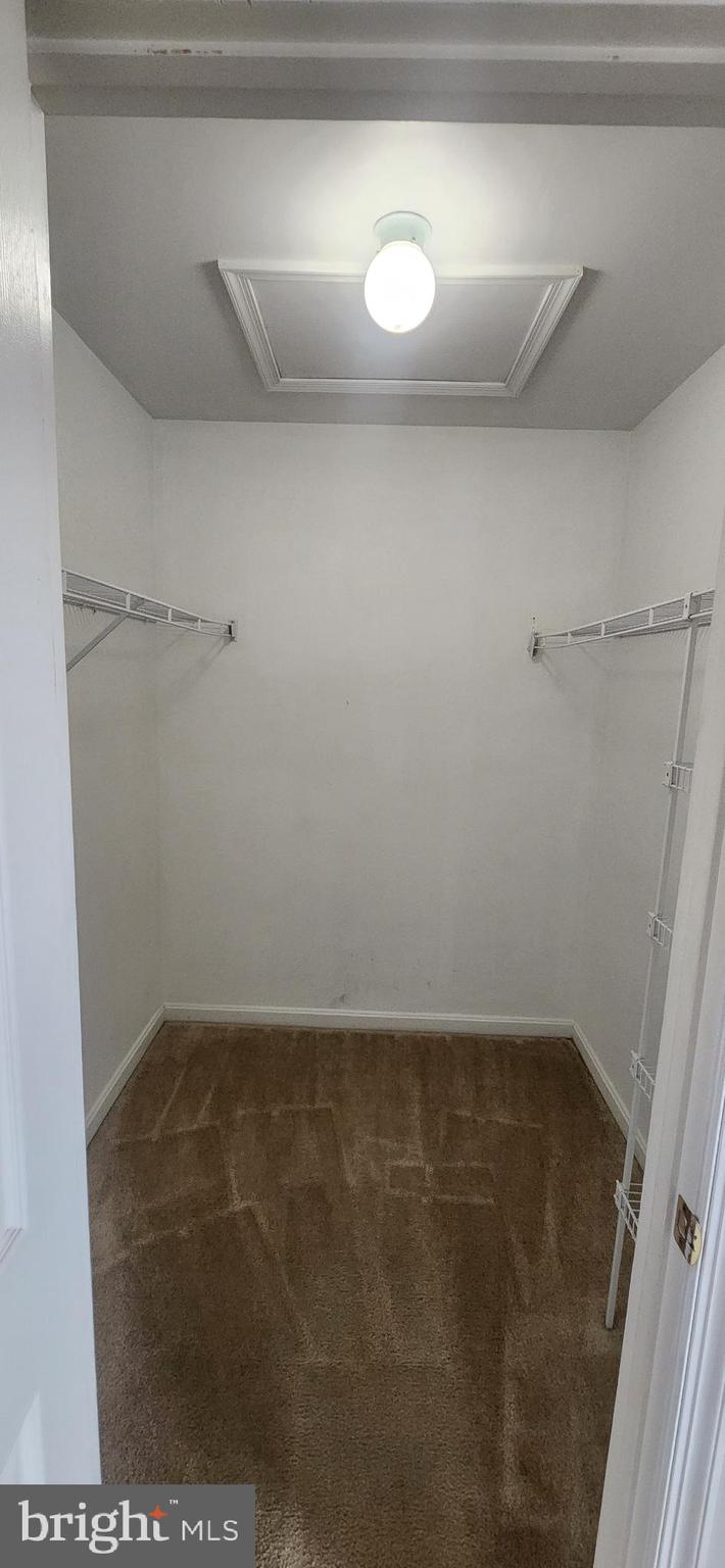 OAKHURST - Residential Lease