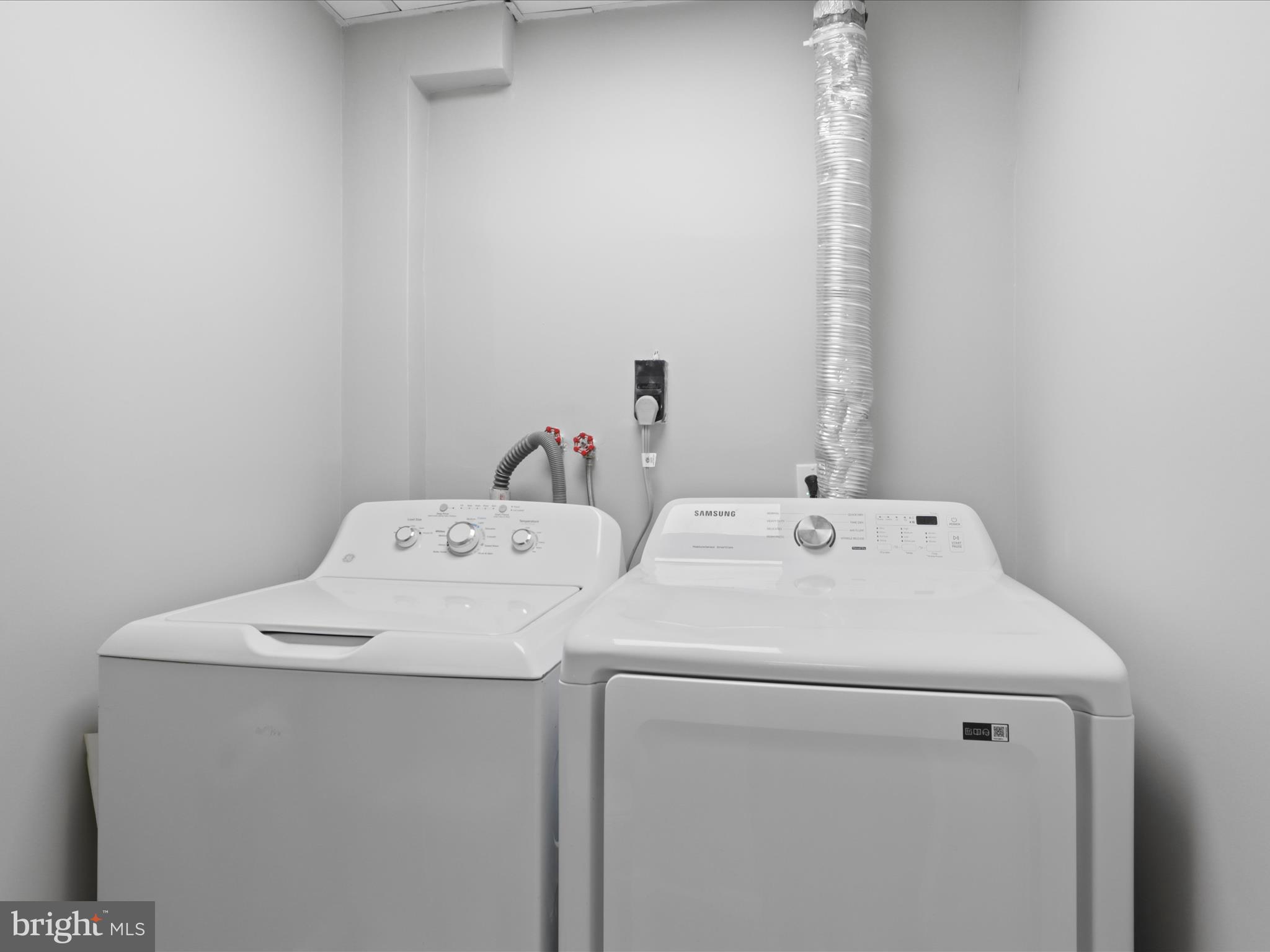 GRANDVIEW OF VIRGINIA - Residential