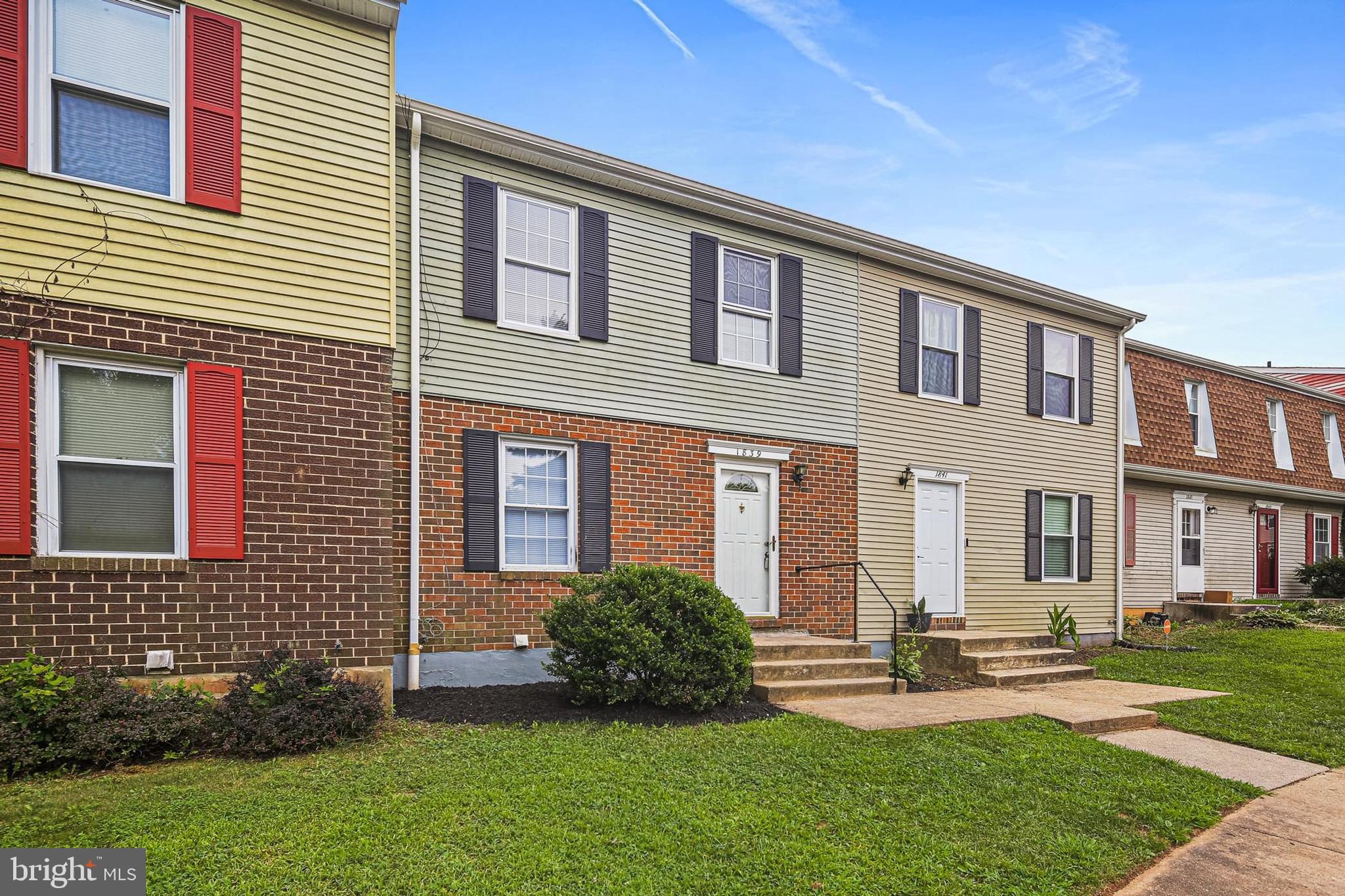 Welcome to this beautifully updated 3-bedroom, 2.5-bath townhome offering modern comfort and versatility. Recent upgrades include a stylishly renovated kitchen, refreshed bathrooms, brand-new luxury vinyl plank flooring, and plush carpeting throughout. The main level features an open layout perfect for everyday living and entertaining with a sliding door to the fenced rear yard, while the updated kitchen boasts contemporary finishes and ample cabinet space. Upstairs, you'll find three spacious bedrooms and a full bath. The fully finished lower level includes a full bath, providing flexible space ideal for a guest suite, home office, rec room, gym, and more. Enjoy the convenience of low-maintenance living in a prime location close to shopping, dining, and commuter routes. Don’t miss this move-in ready gem – schedule your tour today!