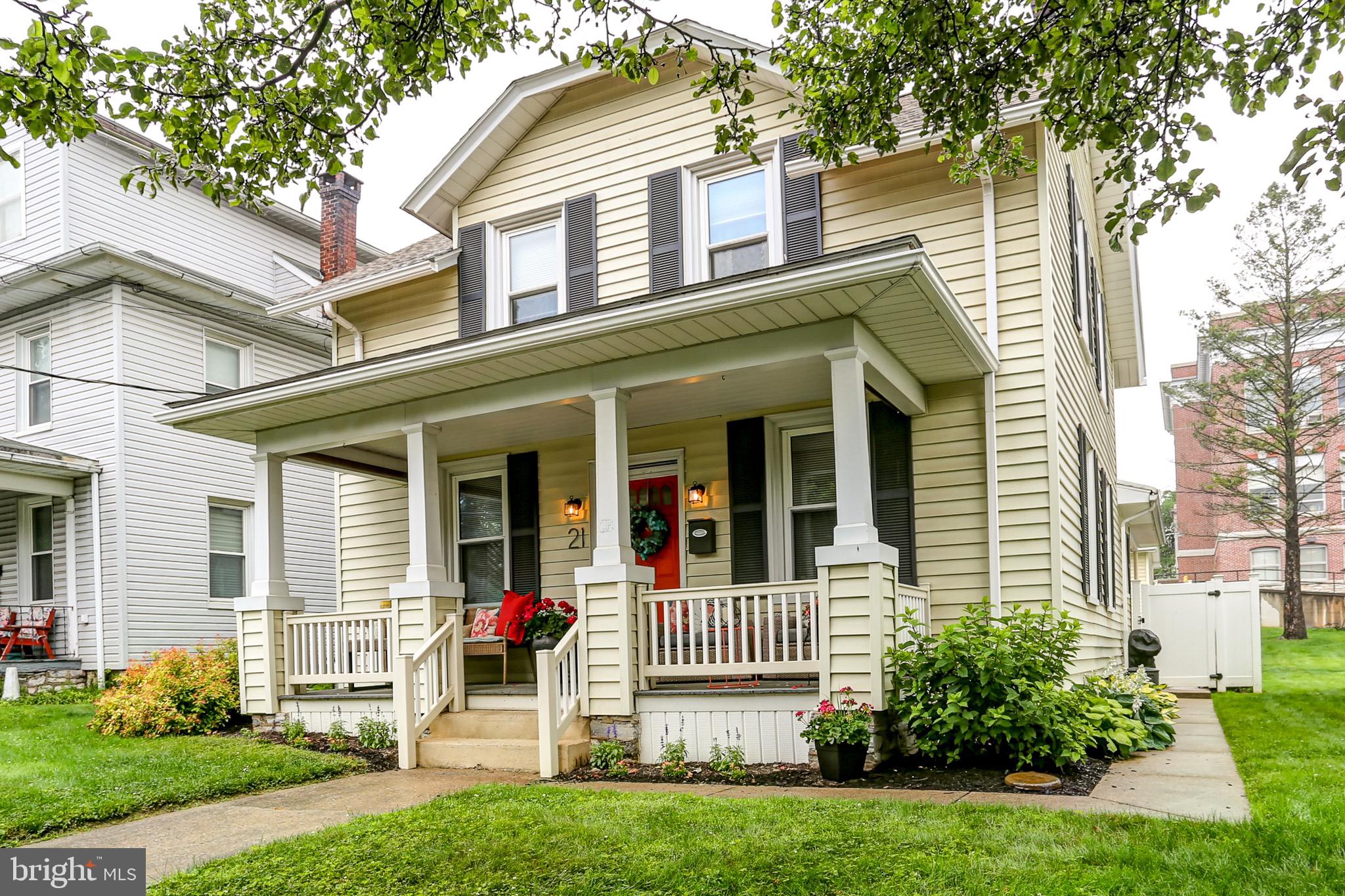 This home is in the perfect downtown location - walking distance to all Derry Township schools, community center, library, downtown restaurants, shopping, live entertainment in the newly renovated square, just to name a few!
The kitchen was completely renovated as of November 2024. This home has a lot of practical living space, great fenced in yard and a spacious well built two car garage. It is move in ready!