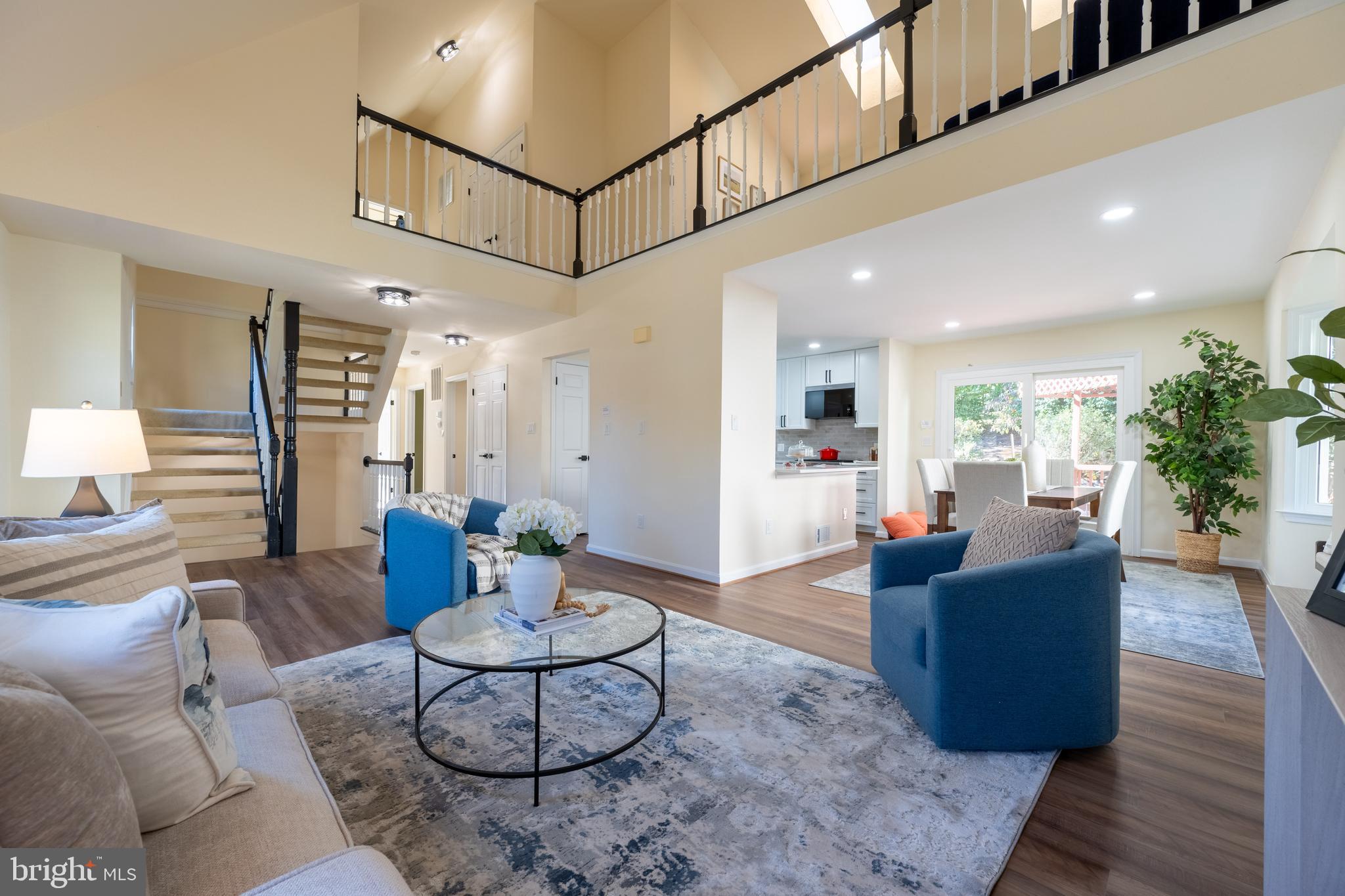 HUNTERS TRACE - Residential