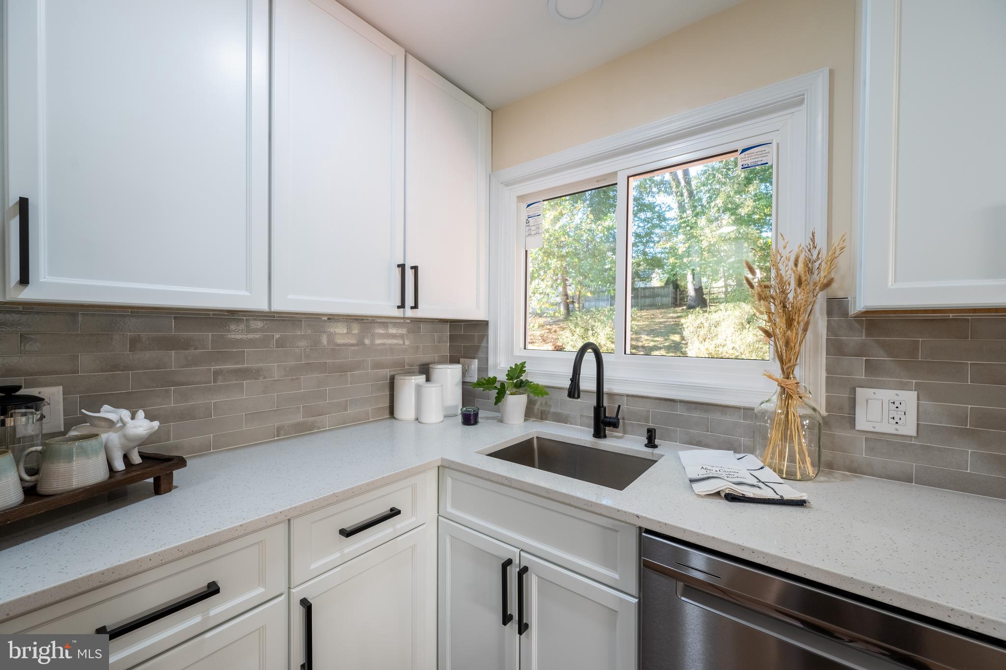 HUNTERS TRACE - Residential