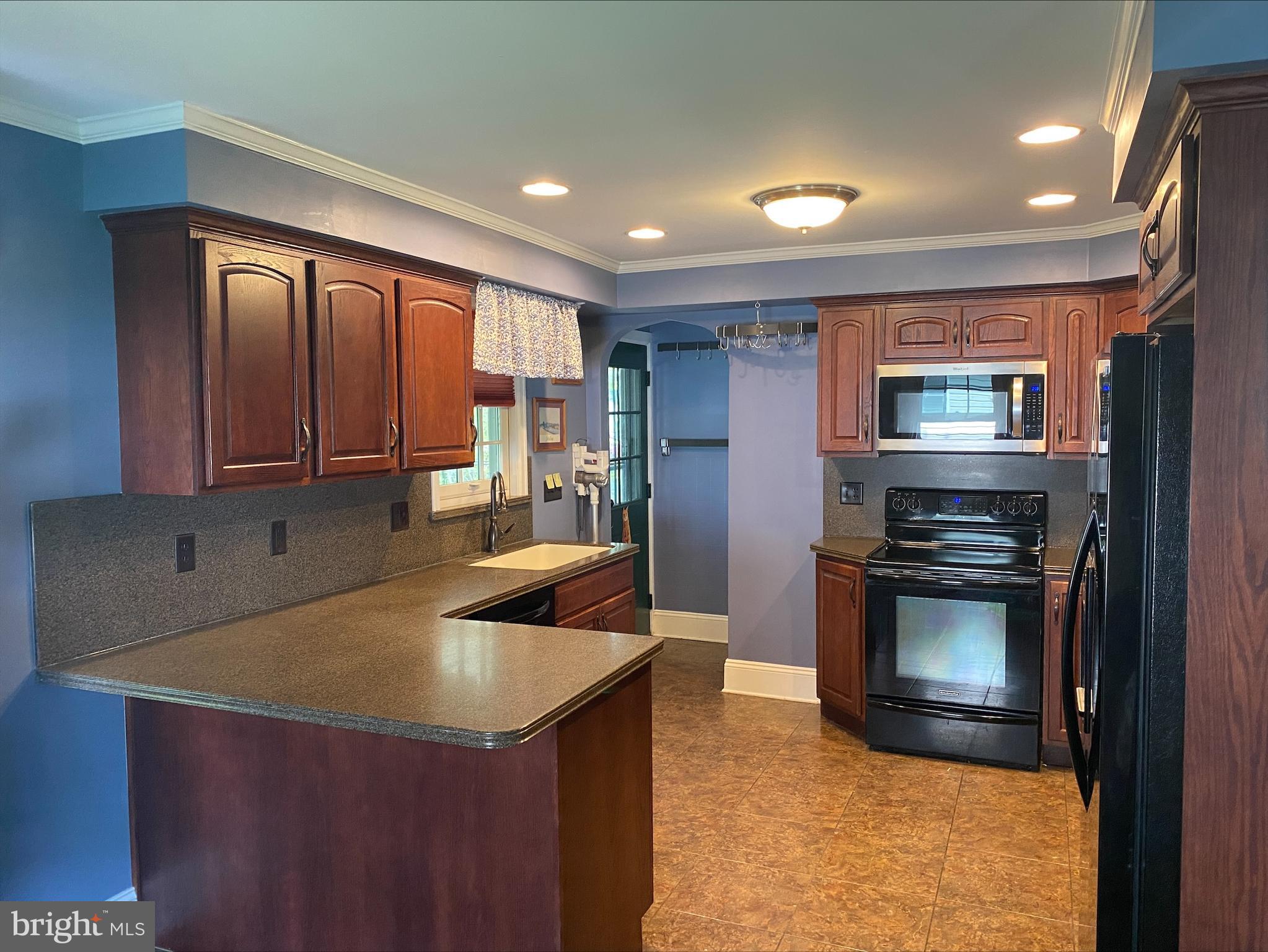 HERSHEY VILLAGE - Residential