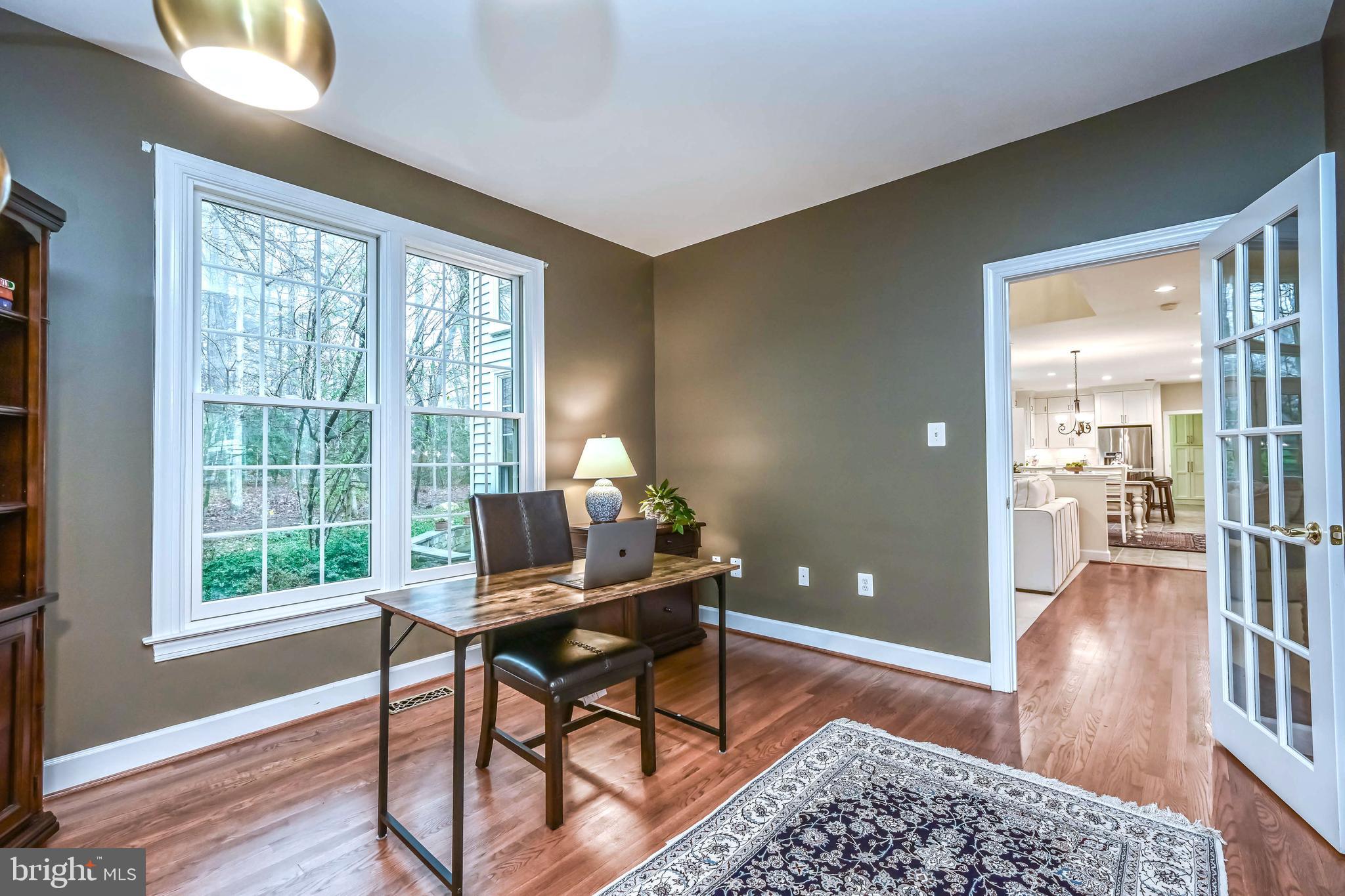 EDGEWATER - Residential