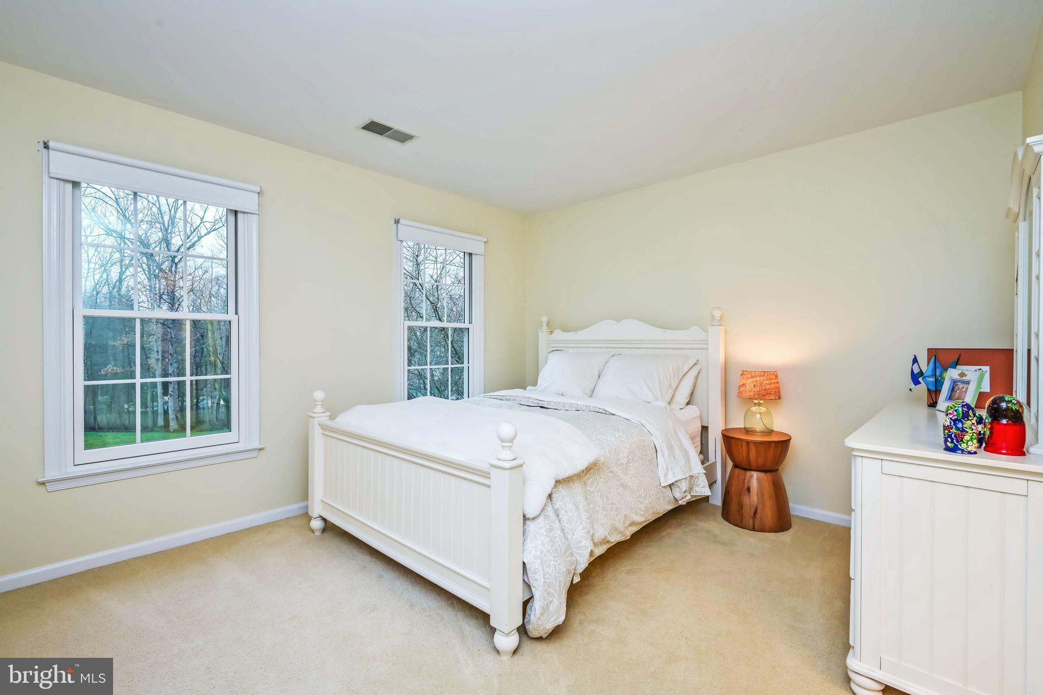 EDGEWATER - Residential