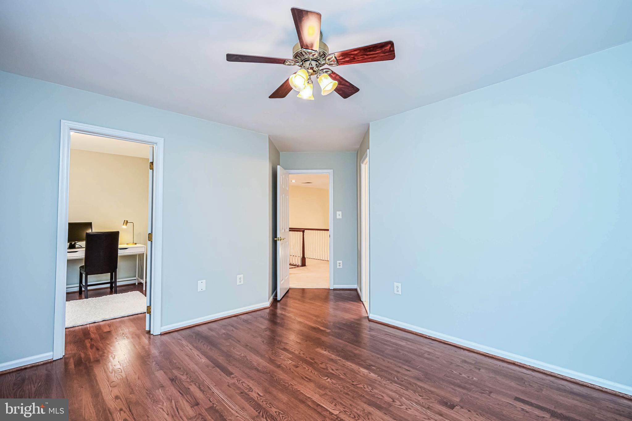 EDGEWATER - Residential