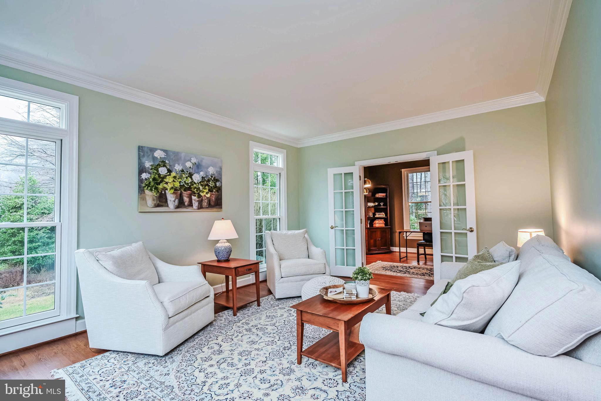 EDGEWATER - Residential