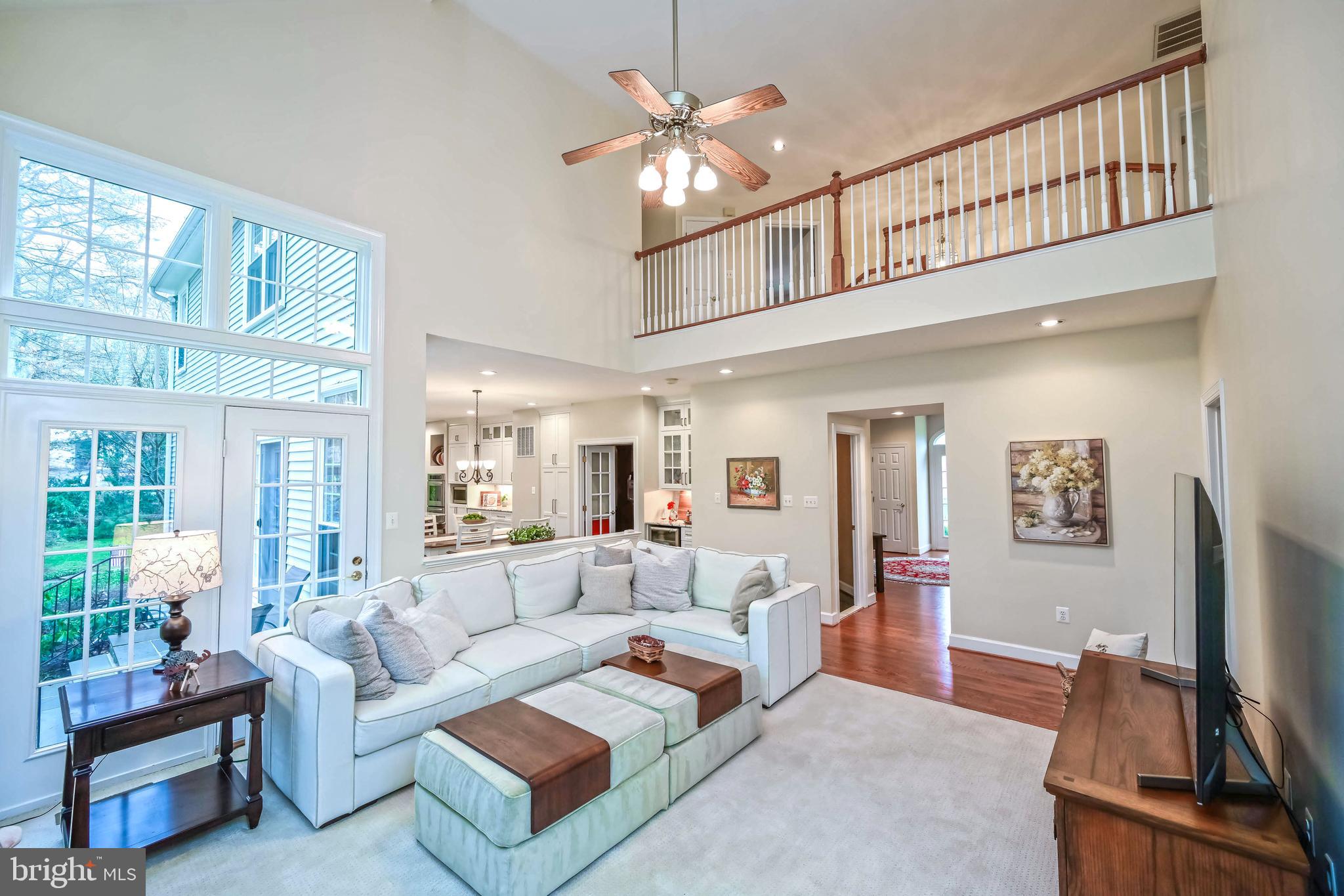 EDGEWATER - Residential