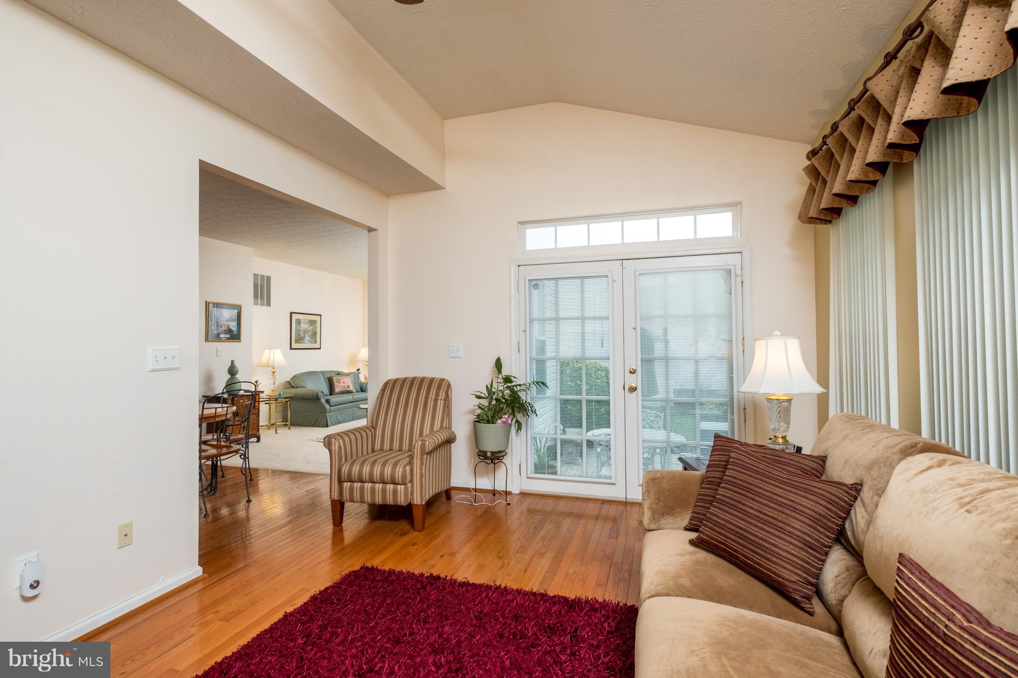 FOX CHASE - Residential