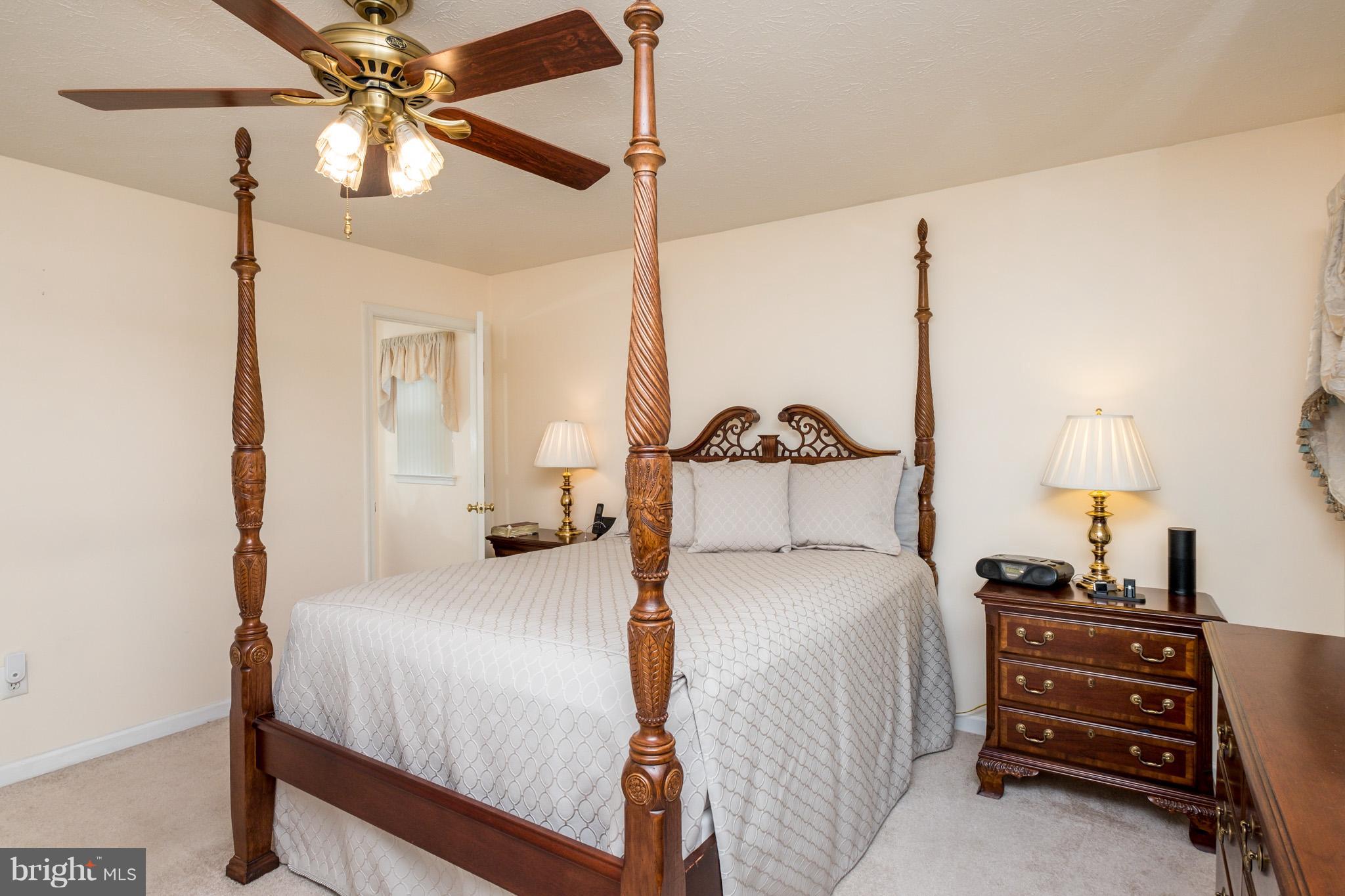 FOX CHASE - Residential