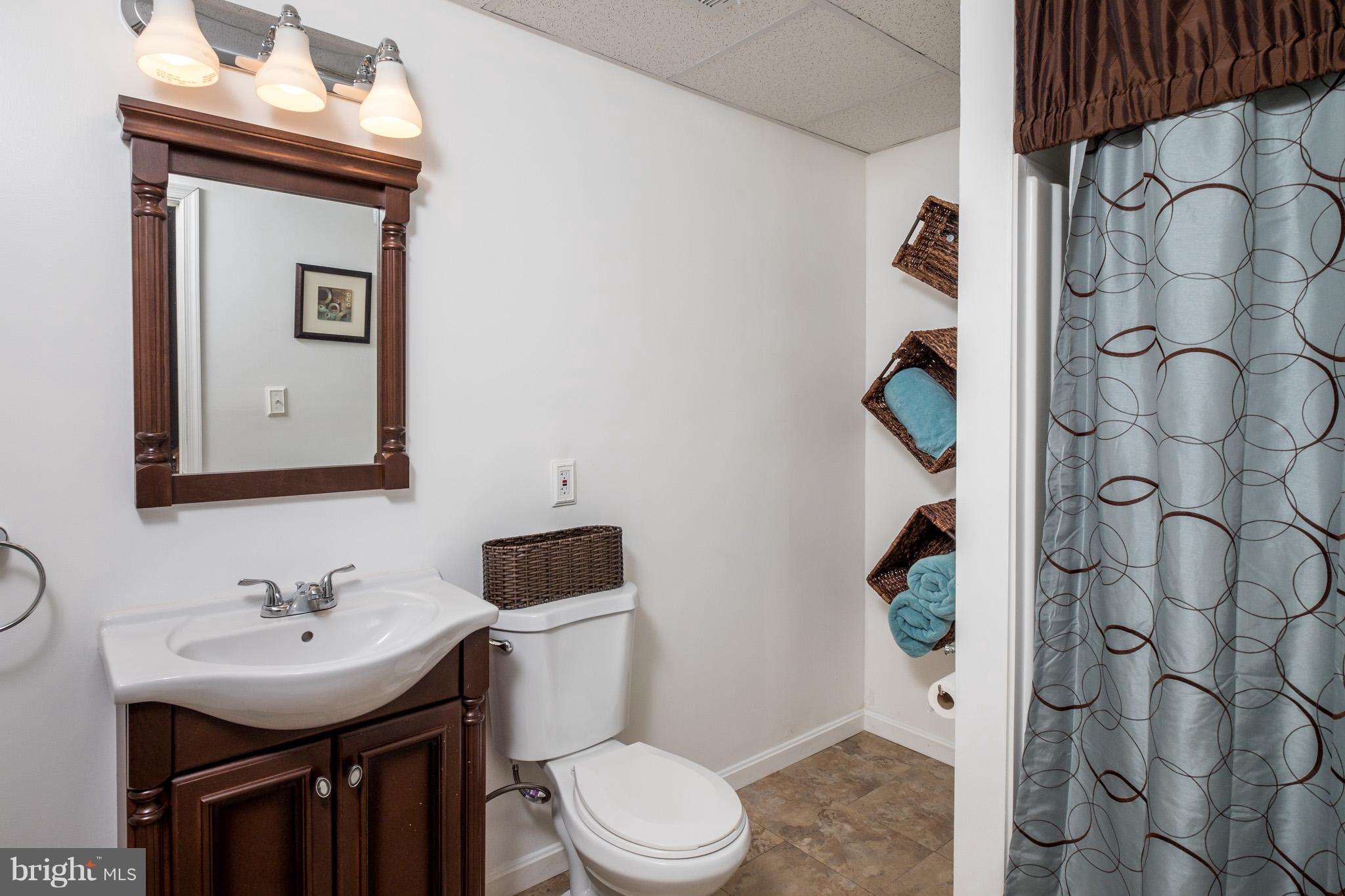 FOX CHASE - Residential