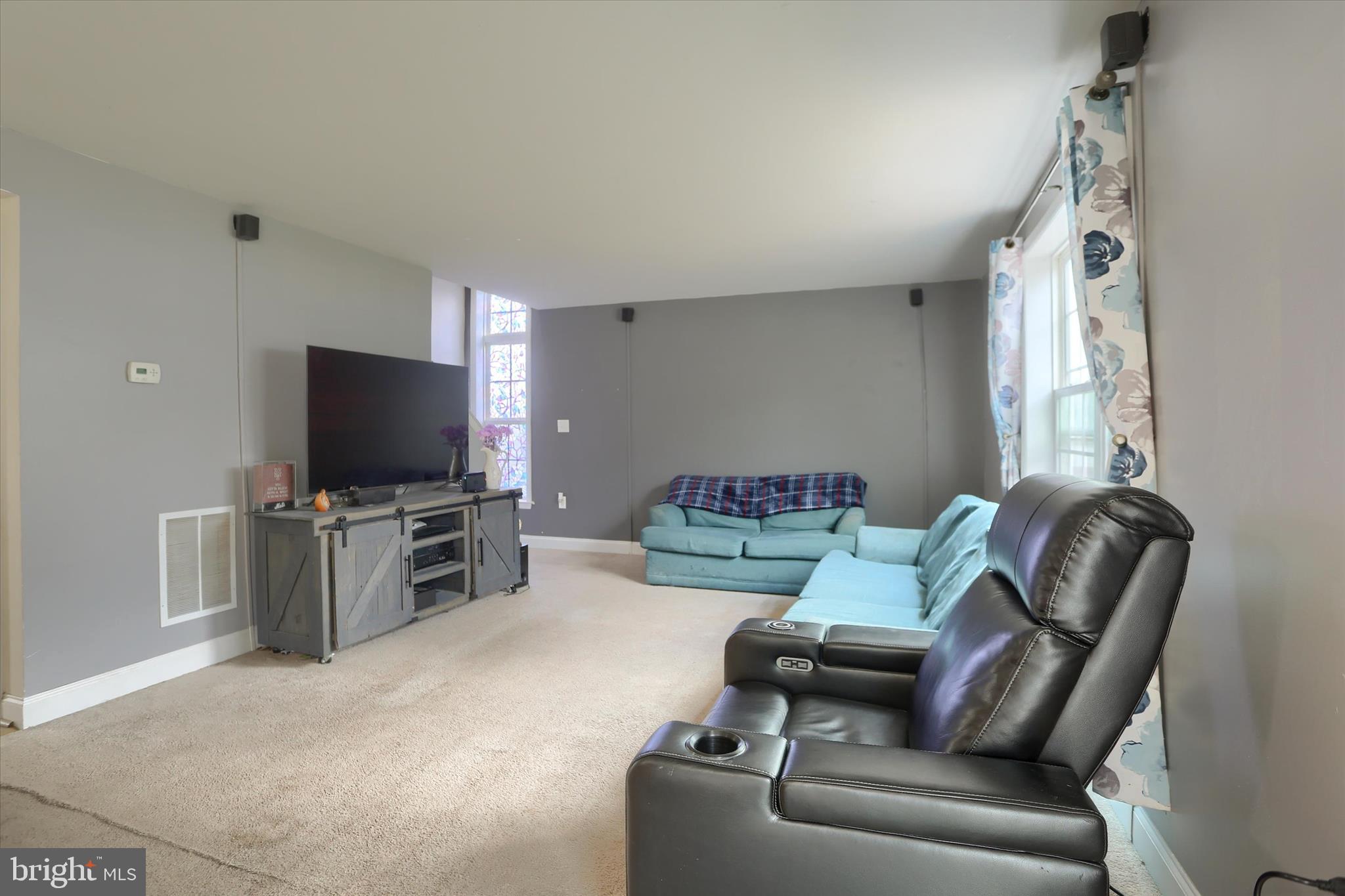 HIGHLANDS - Residential