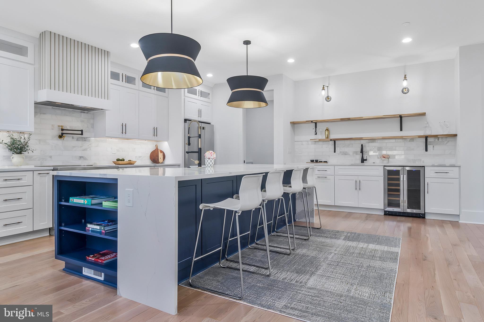 OAKLAND TERRACE - Residential