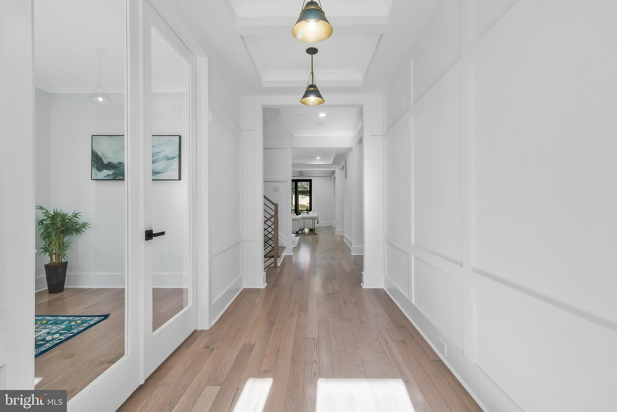 OAKLAND TERRACE - Residential