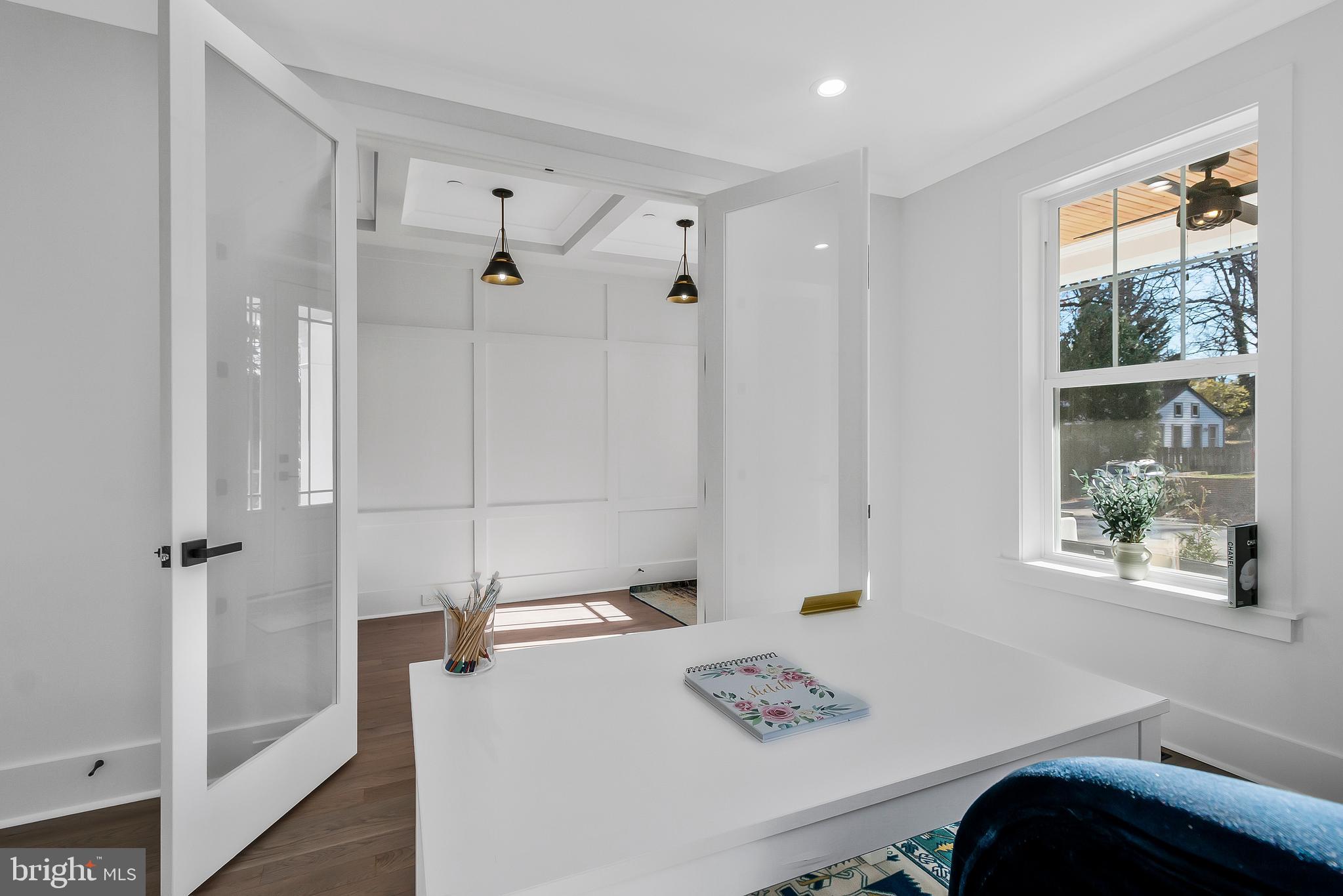 OAKLAND TERRACE - Residential