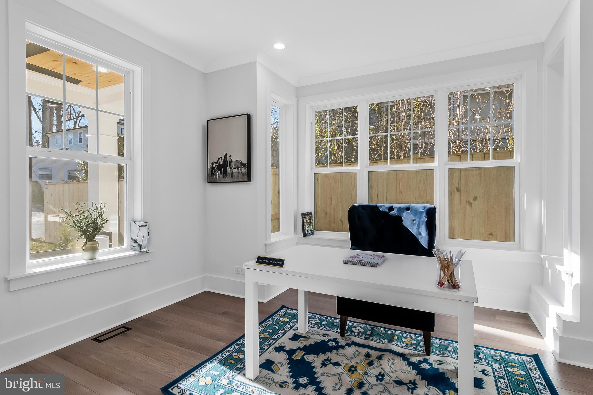 OAKLAND TERRACE - Residential