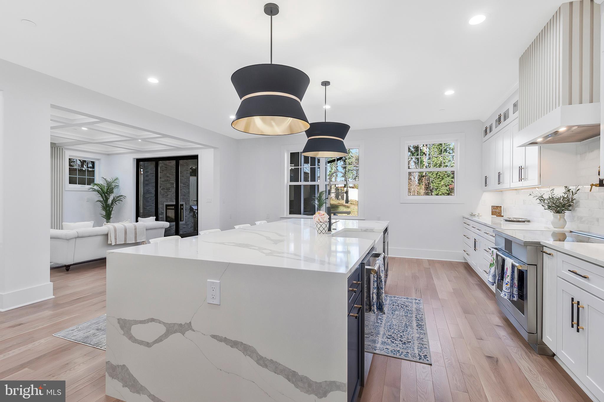 OAKLAND TERRACE - Residential