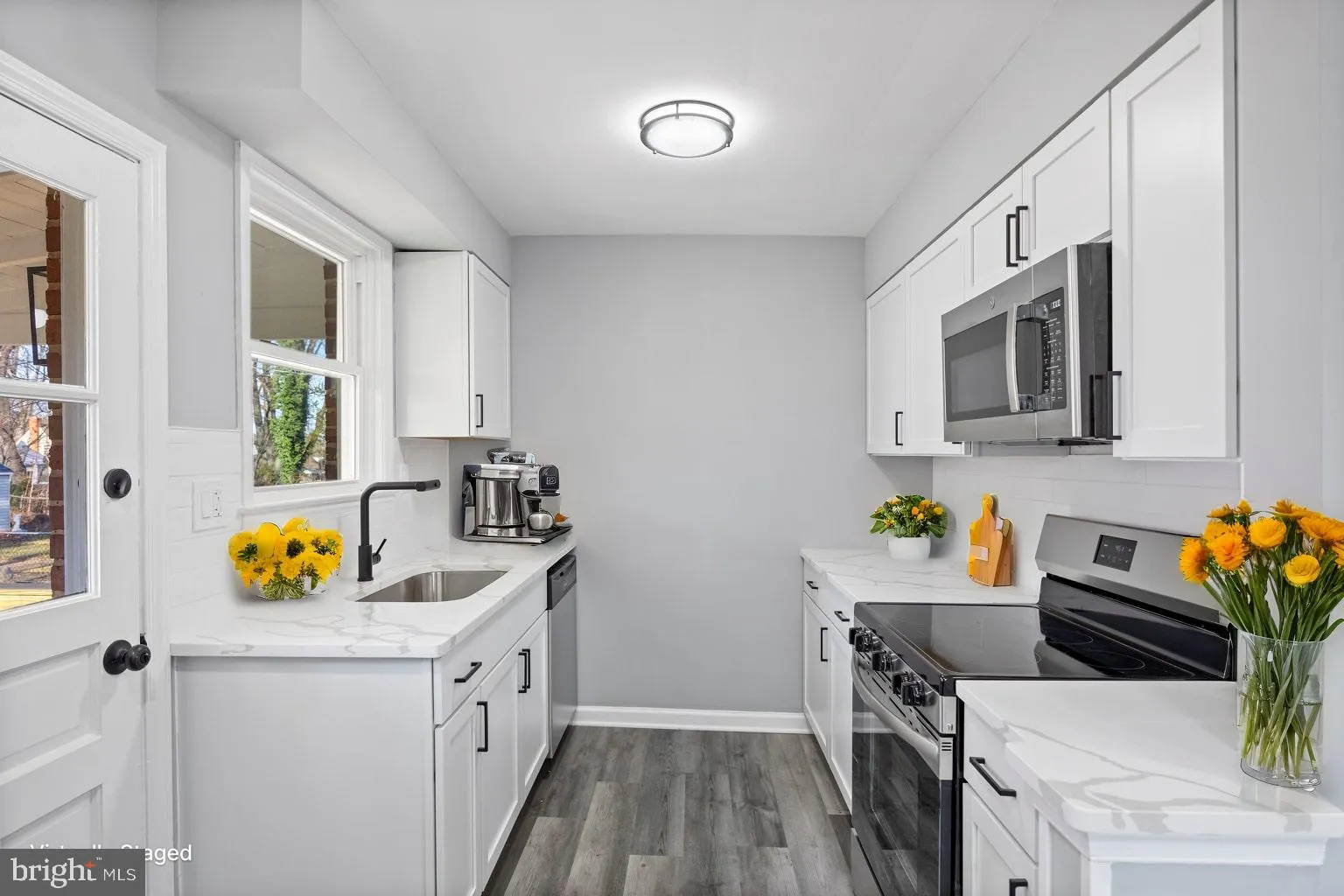 Gwynn Oak, Maryland 21207, United States, 5 Bedrooms Bedrooms, ,3 BathroomsBathrooms,Residential,Pending,14303