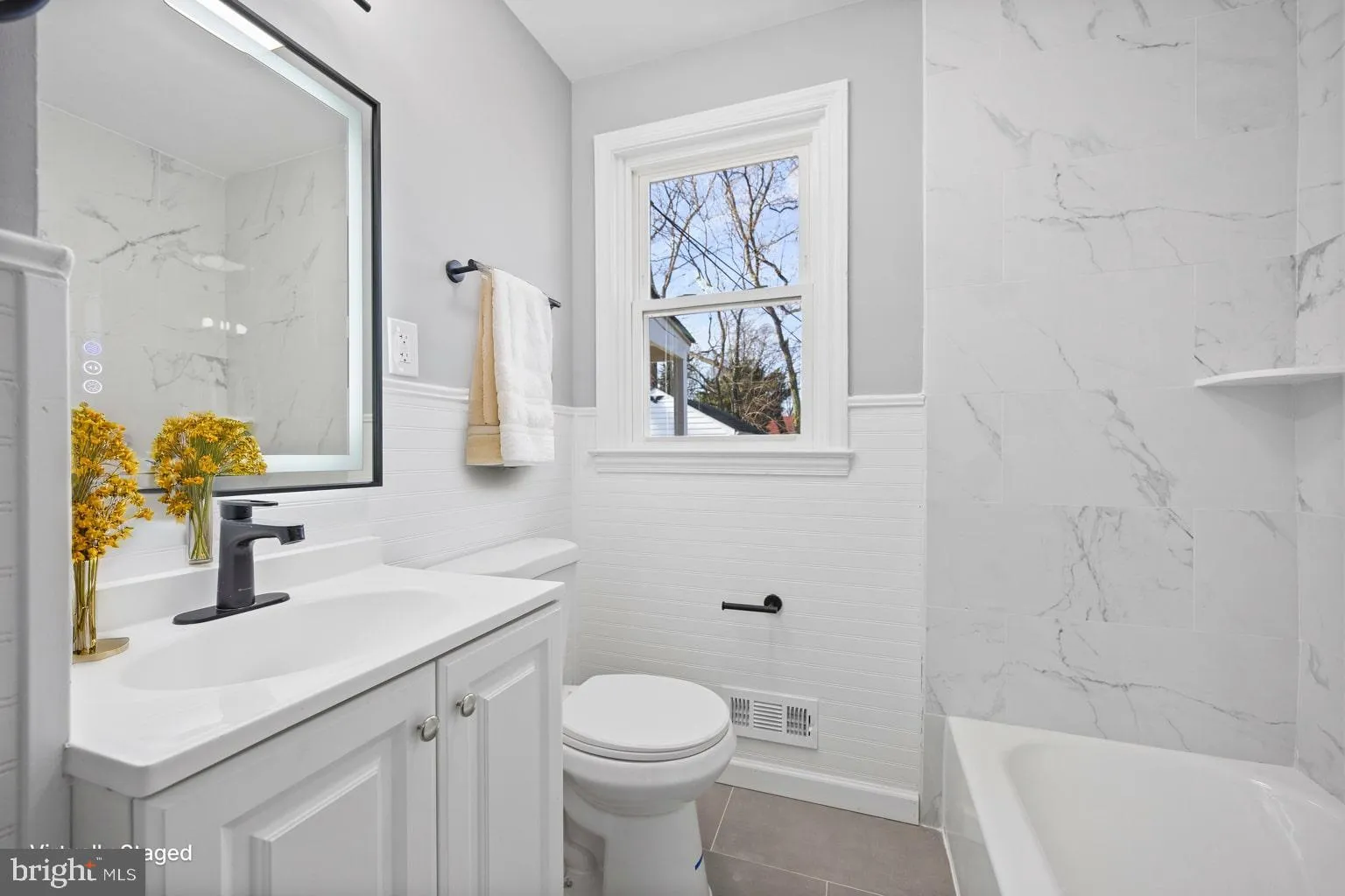 Gwynn Oak, Maryland 21207, United States, 5 Bedrooms Bedrooms, ,3 BathroomsBathrooms,Residential,Pending,14303