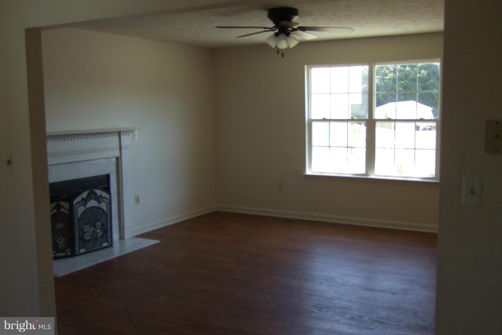 MALLARDS LANDING - Residential