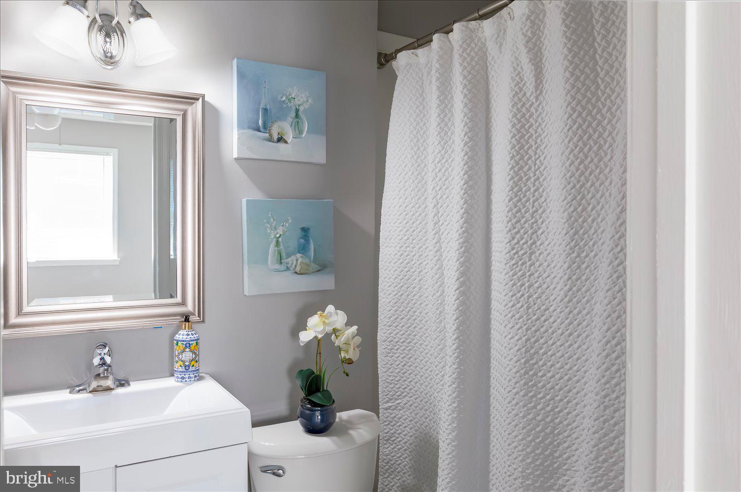 THE HIGHLANDS - Residential Lease