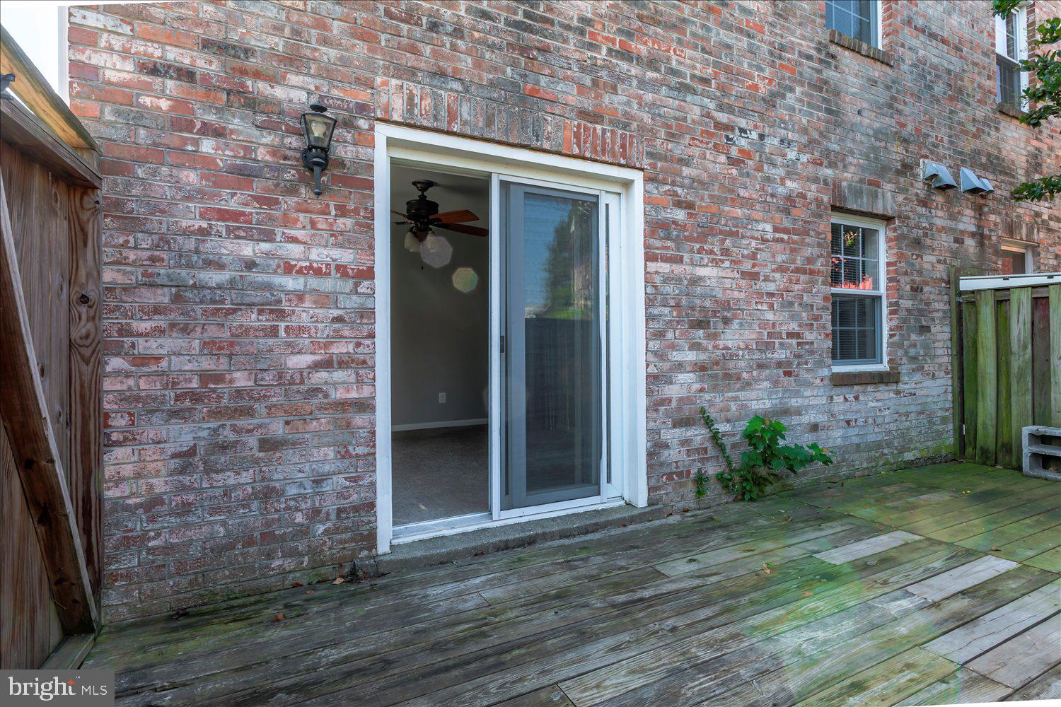 THE HIGHLANDS - Residential Lease