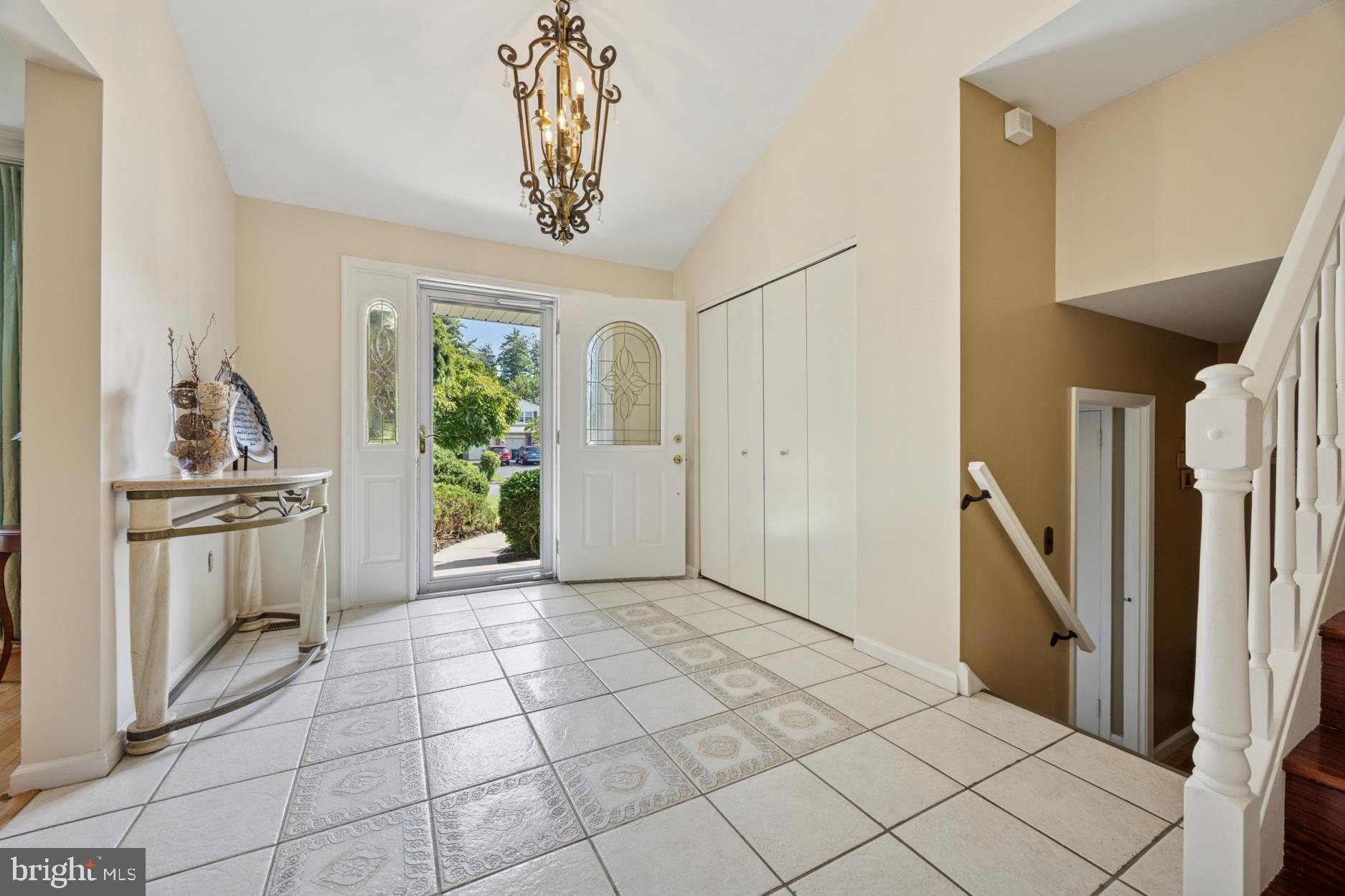 379 GLEN MEADOW ROAD
