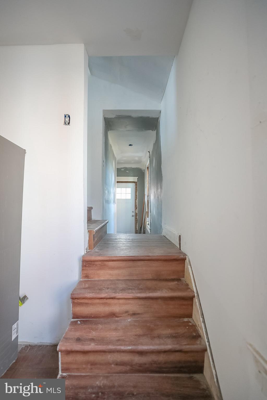 GARRISON - Residential