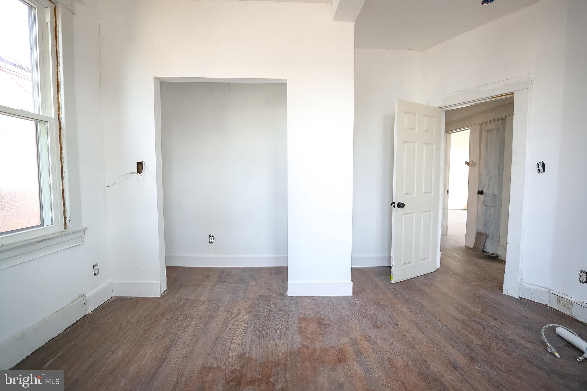 GARRISON - Residential