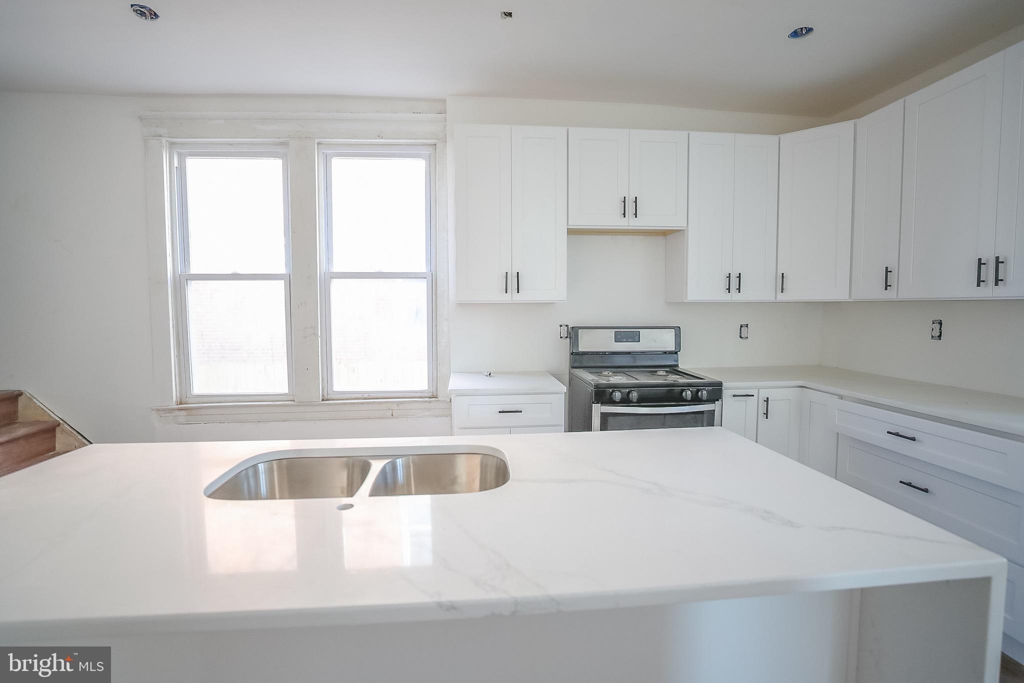 GARRISON - Residential