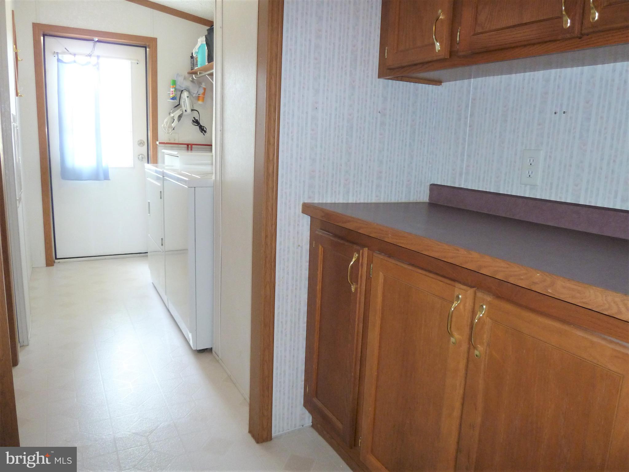 LAKESIDE - Residential