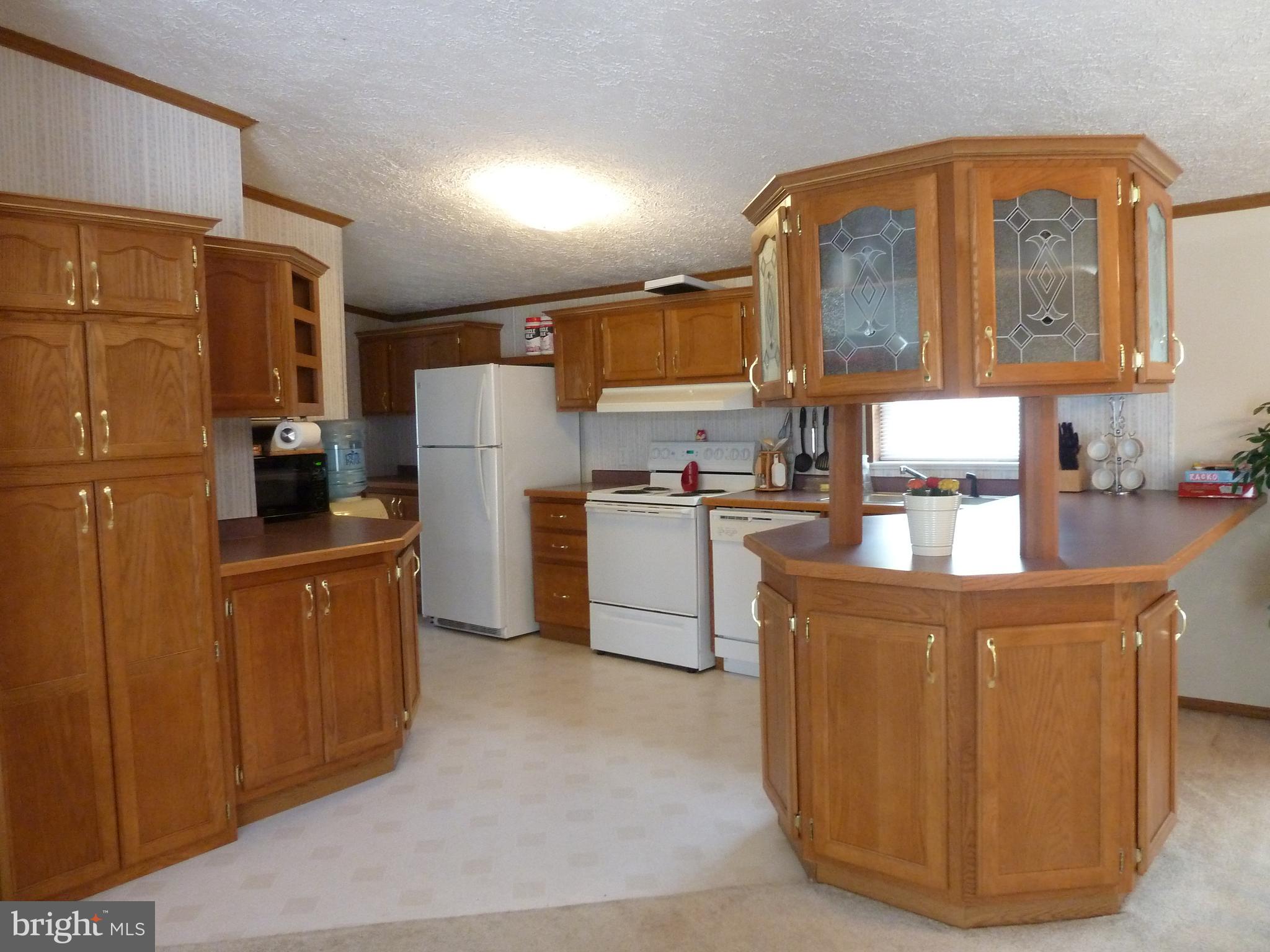 LAKESIDE - Residential