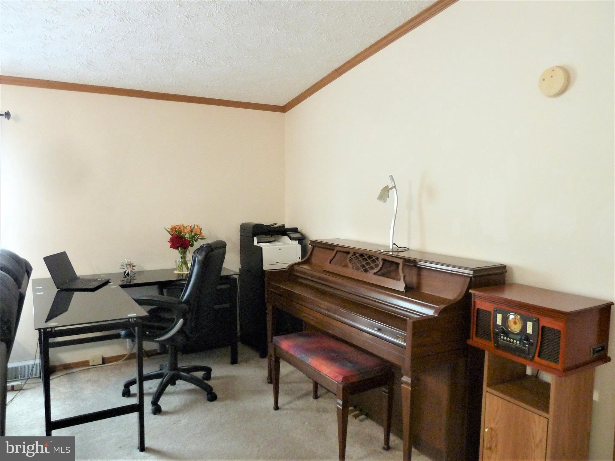 LAKESIDE - Residential