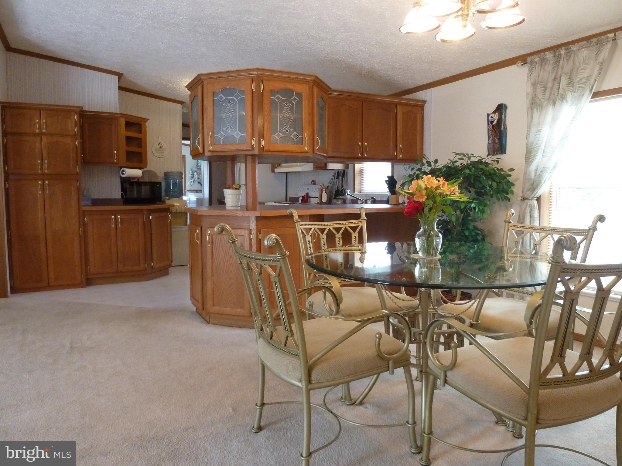 LAKESIDE - Residential