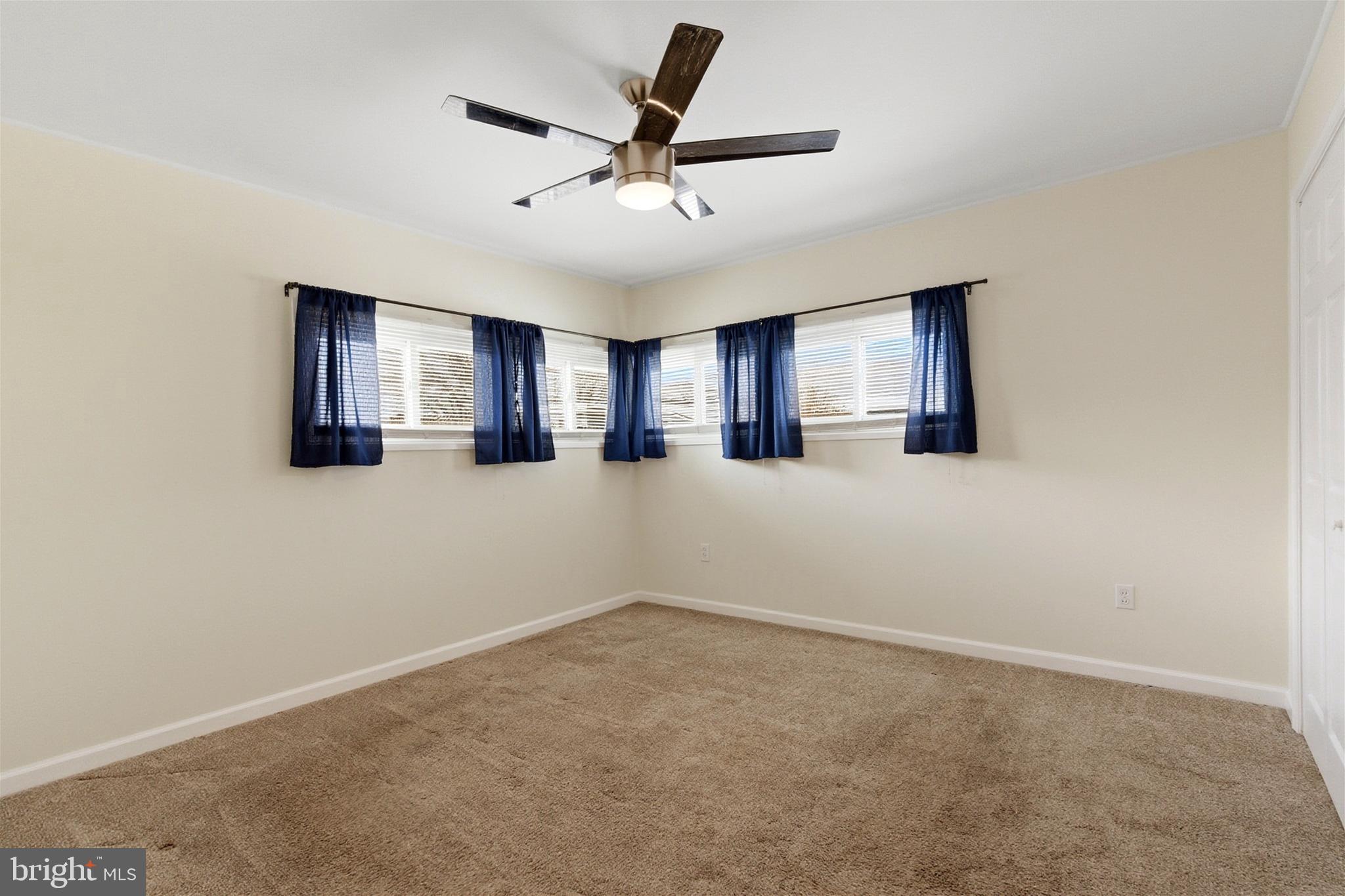 406 PINEWOOD DRIVE S