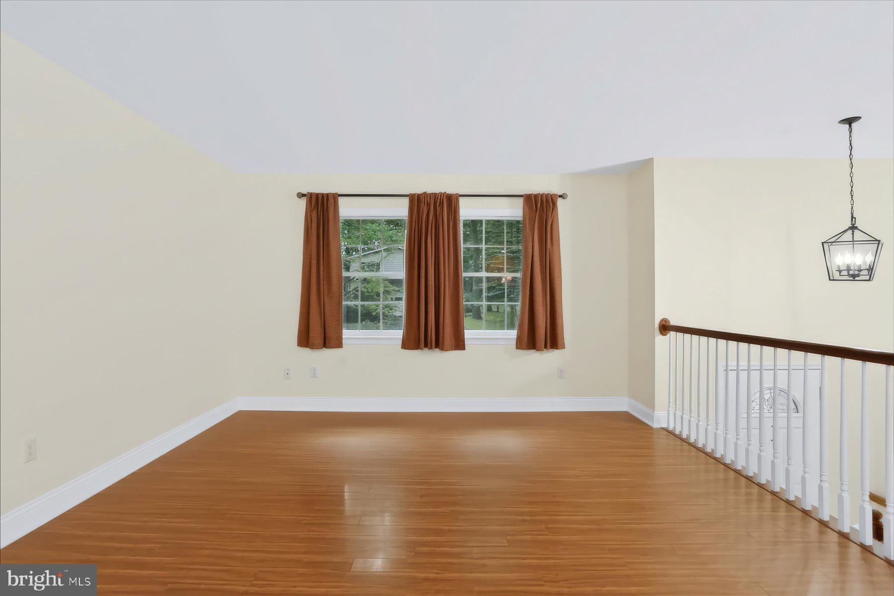 266 OAKLEY DRIVE