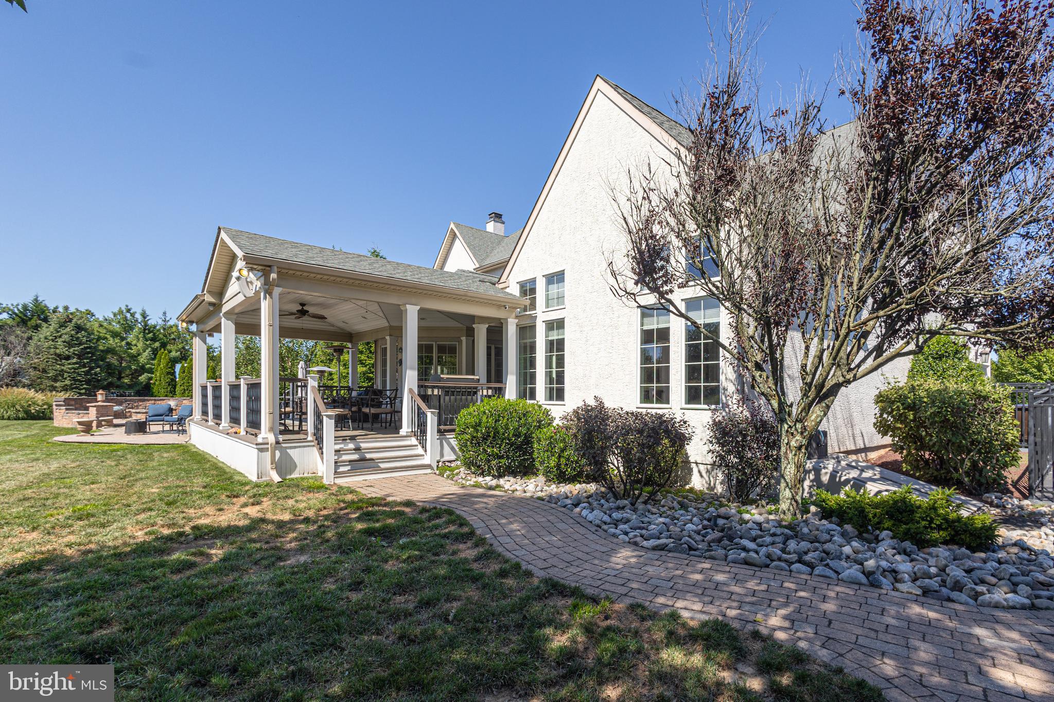 RIDINGS OF WARWICK - Residential