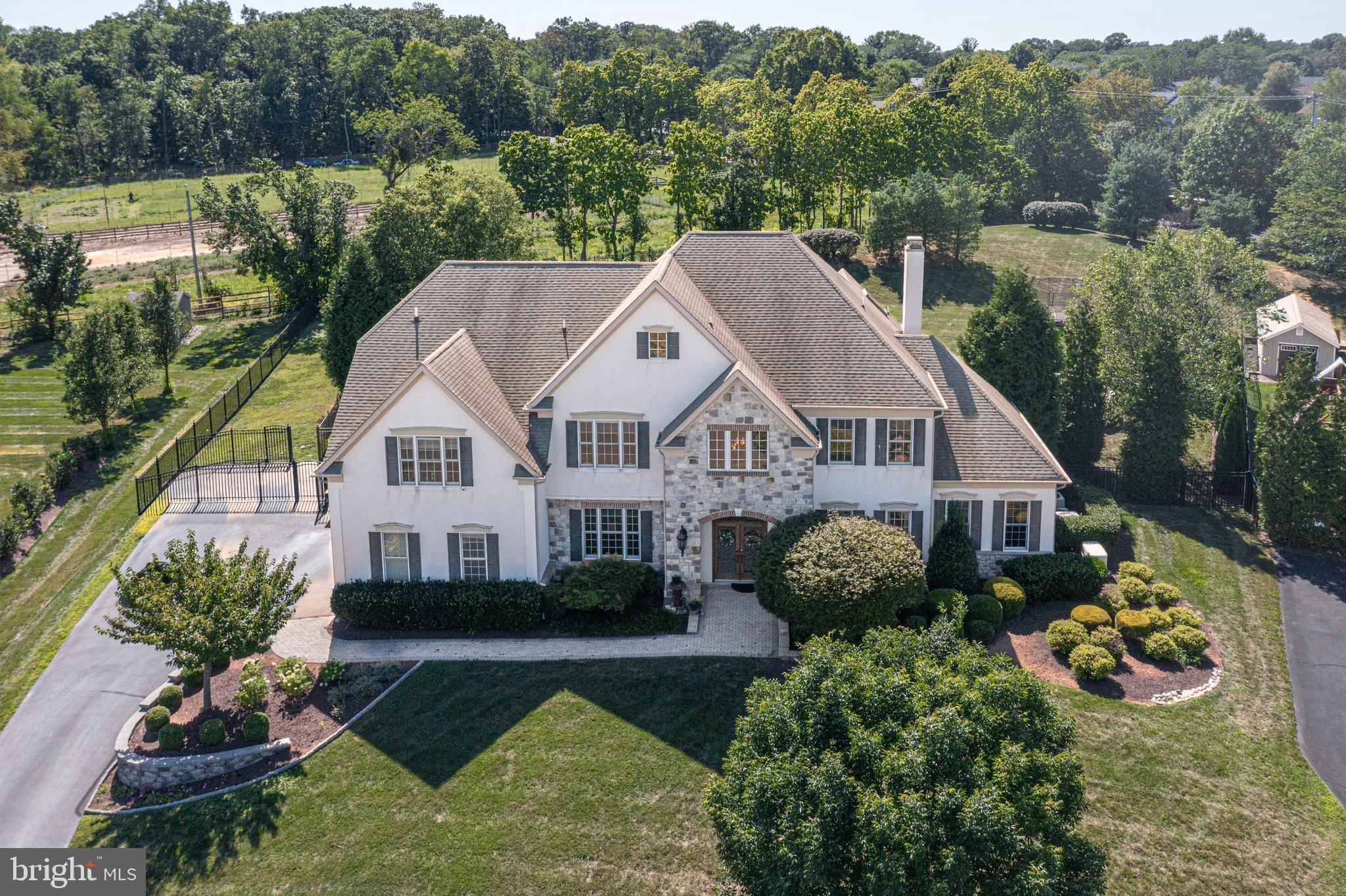 RIDINGS OF WARWICK - Residential