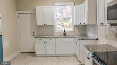 Townhouse For Rent - 145 W Apsley Street<br/> PHILADELPHIA, PA 19144