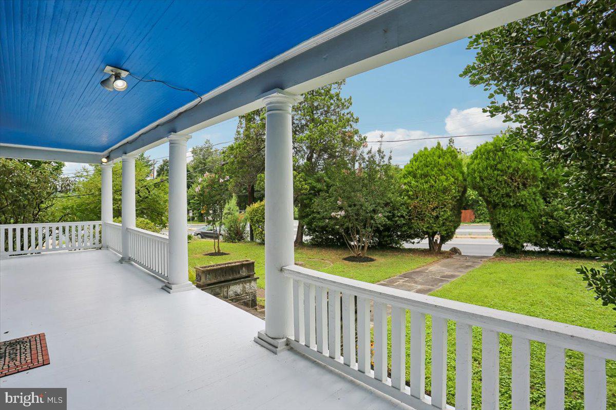 9501 COLESVILLE ROAD