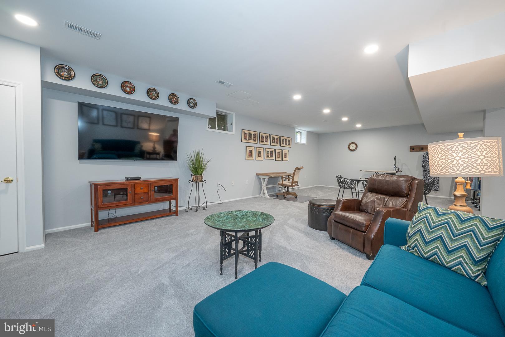 HERSHEYS MILL - Residential