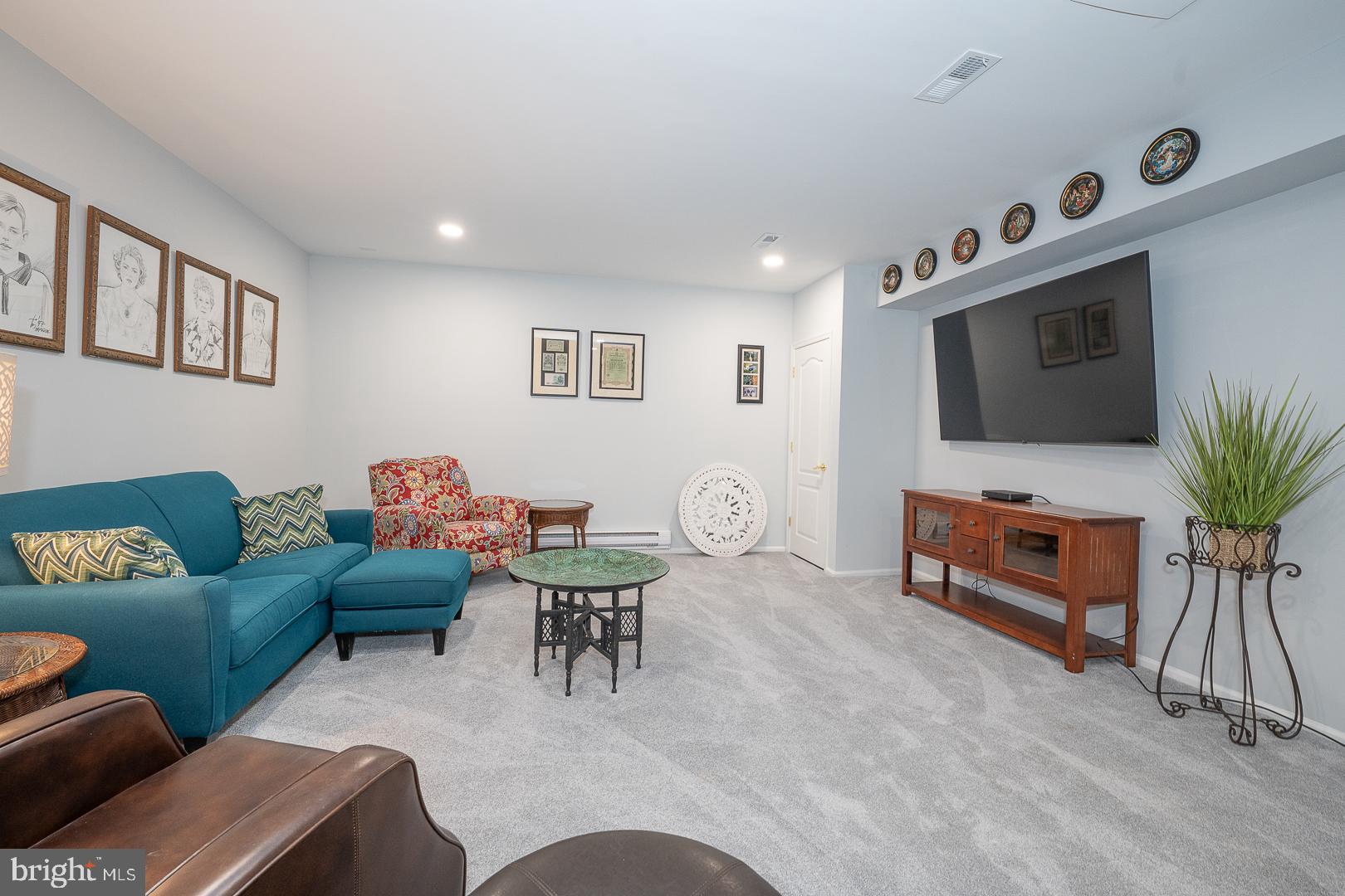 HERSHEYS MILL - Residential