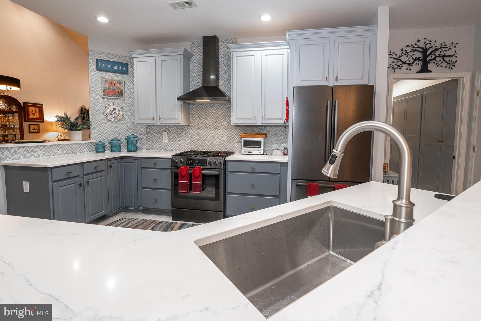 HERSHEYS MILL - Residential