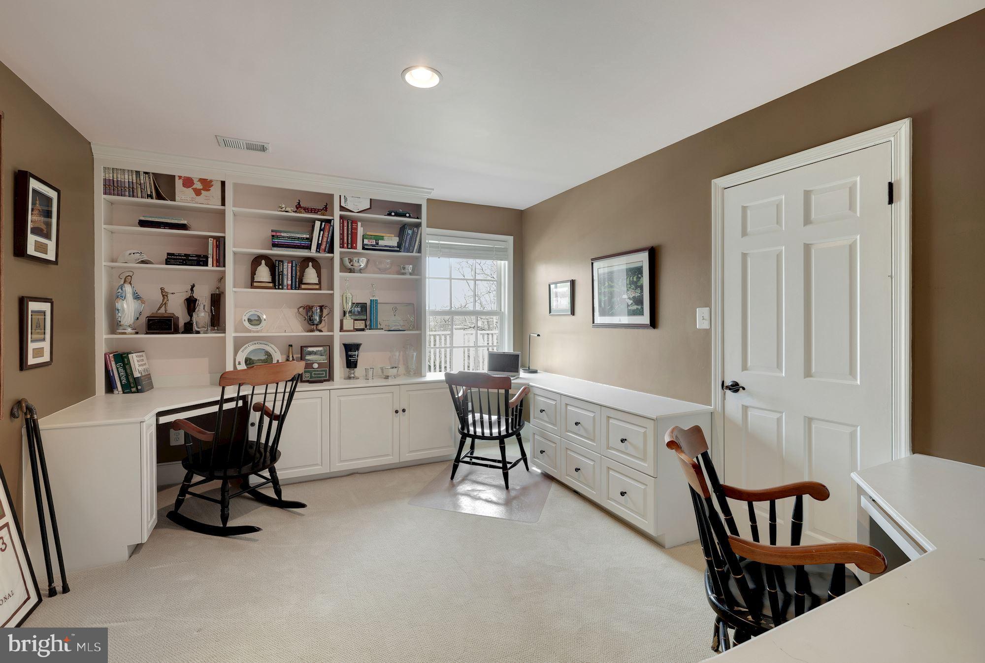 MCAULEY PARK - Residential