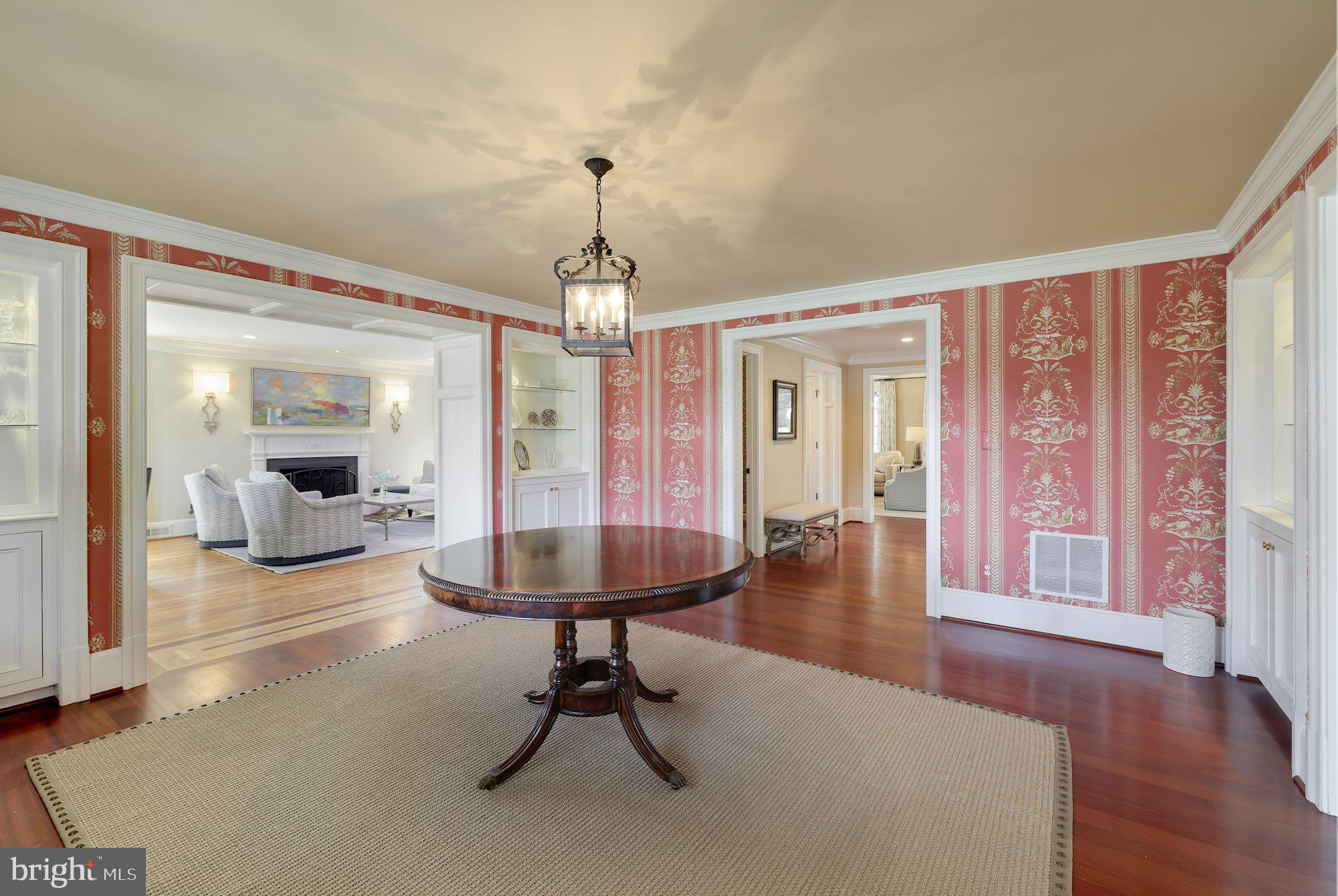 MCAULEY PARK - Residential